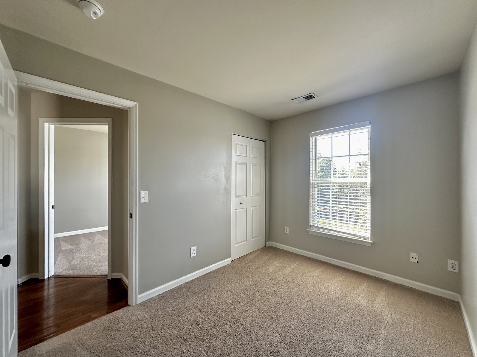 Beautiful 3 Bed 2.5 Bath Townhome Minutes from Cool Springs property image