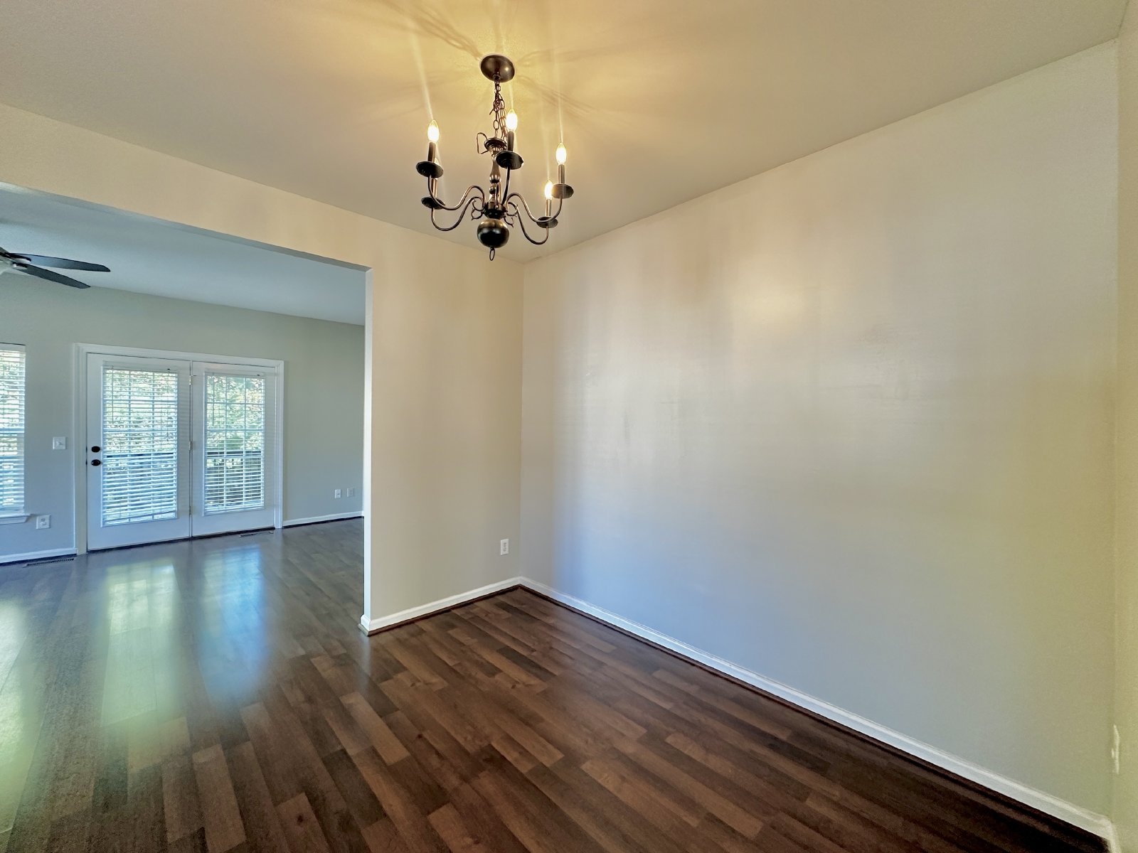 Beautiful 3 Bed 2.5 Bath Townhome Minutes from Cool Springs property image