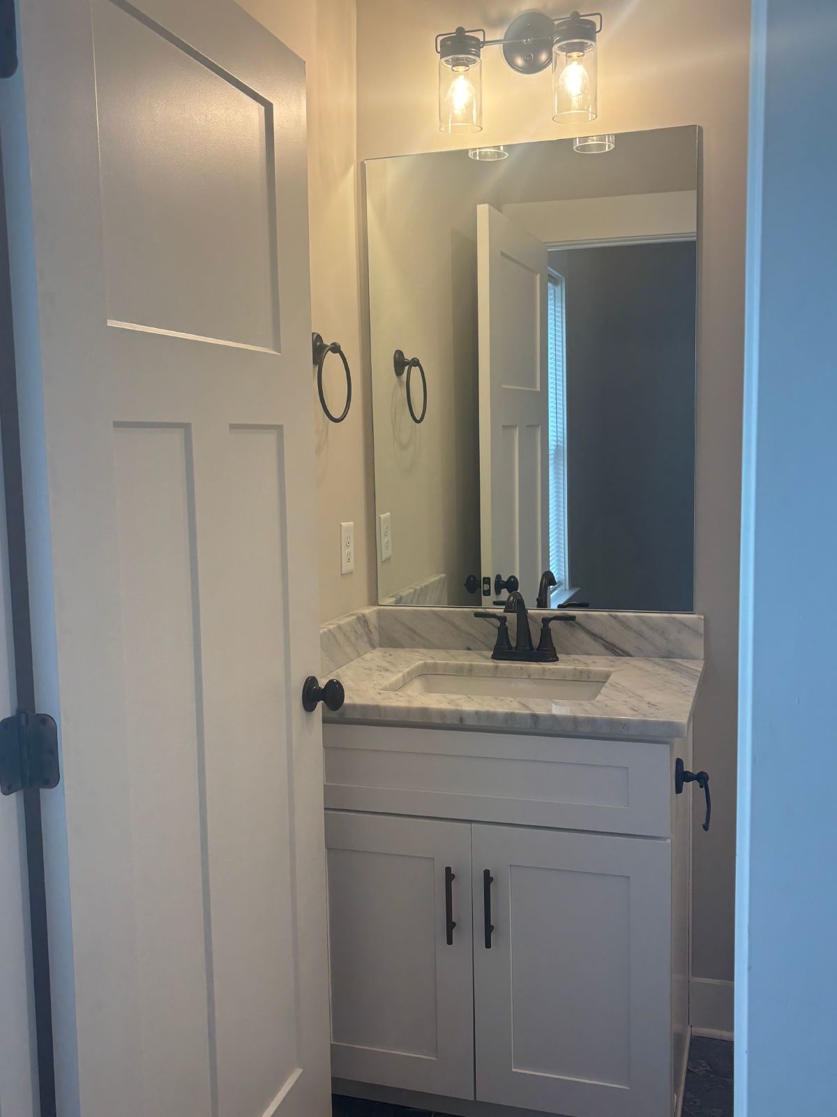 Beautiful New Build 4 Bed, 3.5 Bath, 2 Car Garage - Community Pool & Walking Trail! property image