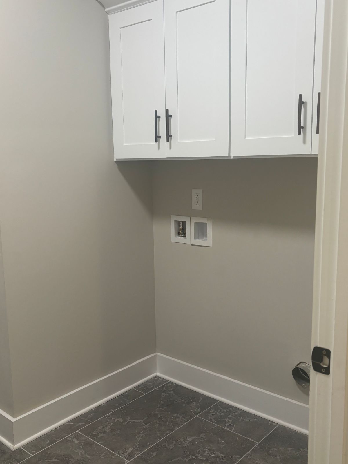 Beautiful New Build 4 Bed, 3.5 Bath, 2 Car Garage - Community Pool & Walking Trail! property image