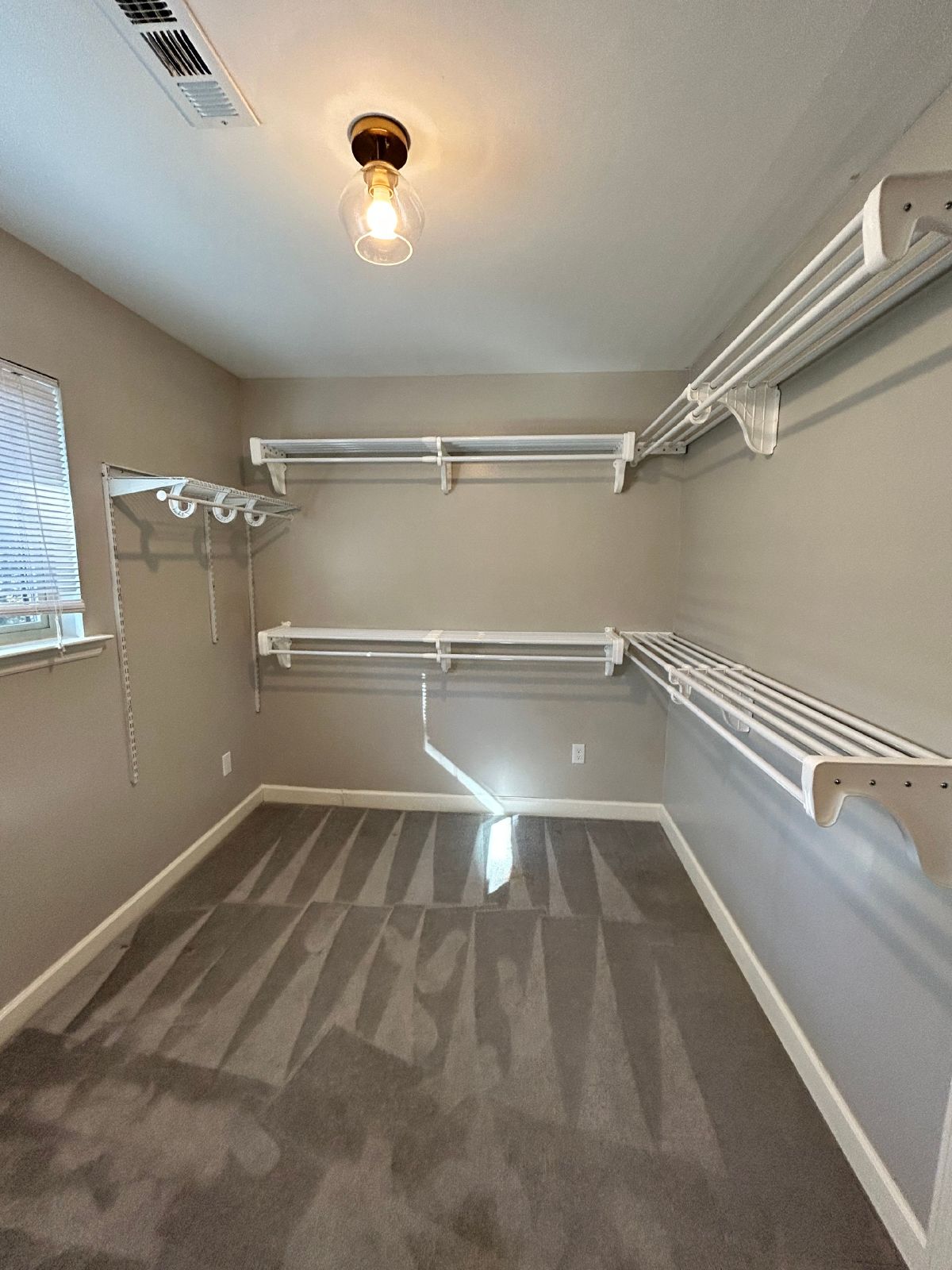 Charming & Spacious 3 Bed | 2 Bath Home | Updated w Large Yard! property image