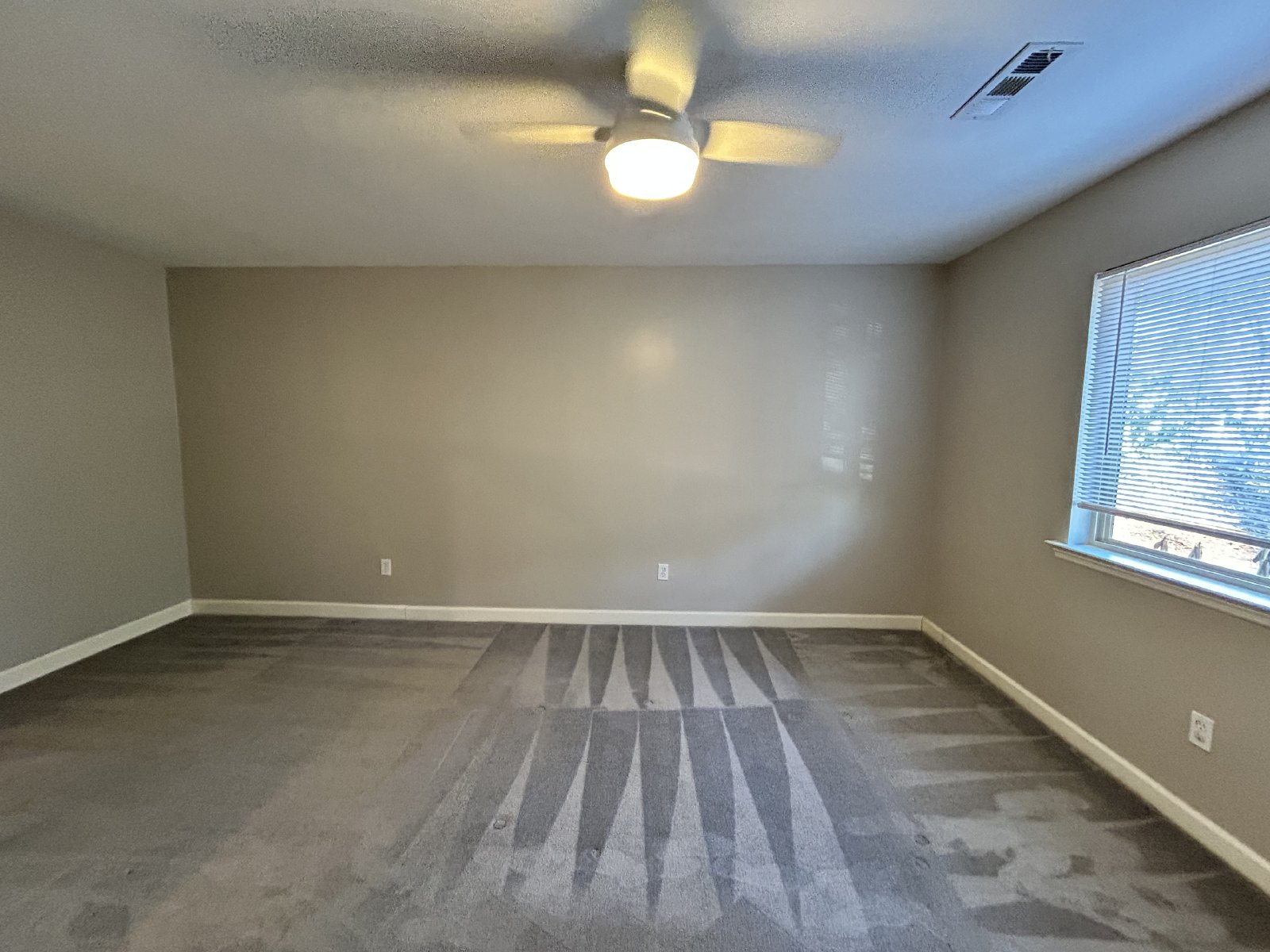 Charming & Spacious 3 Bed | 2 Bath Home | Updated w Large Yard! property image
