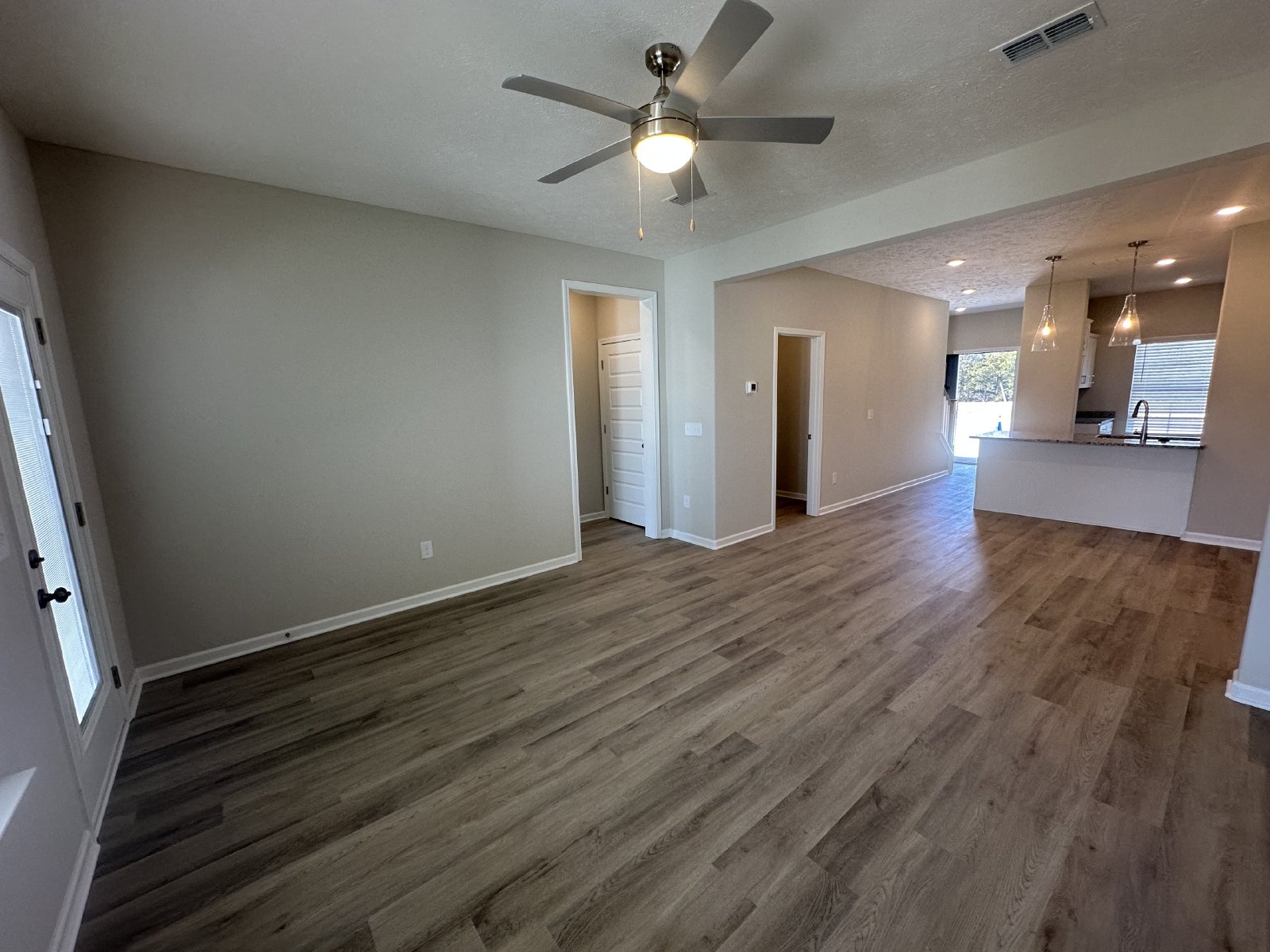 BRAND NEW 4 Bed 3 Bath Townhome Near The Heart Of Shelbyville property image