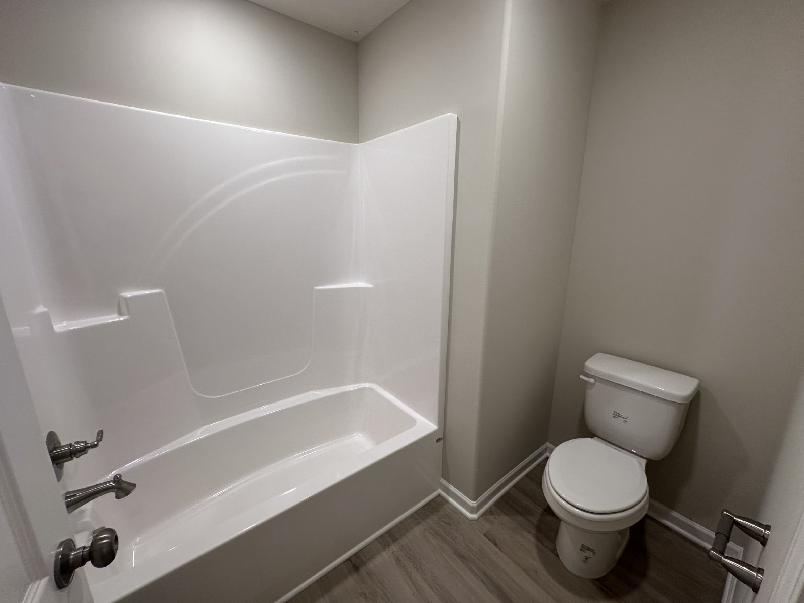 BRAND NEW 4 Bed 3 Bath Townhome Near The Heart Of Shelbyville property image