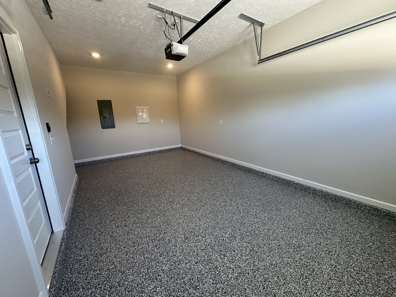 BRAND NEW 4 Bed 3 Bath Townhome Near The Heart Of Shelbyville property image