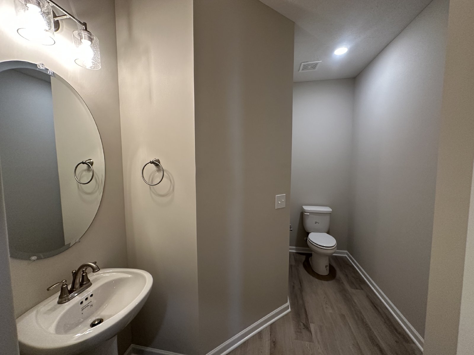 BRAND NEW 4 Bed 3.5 Bath Townhome Near The Heart Of Shelbyville property image