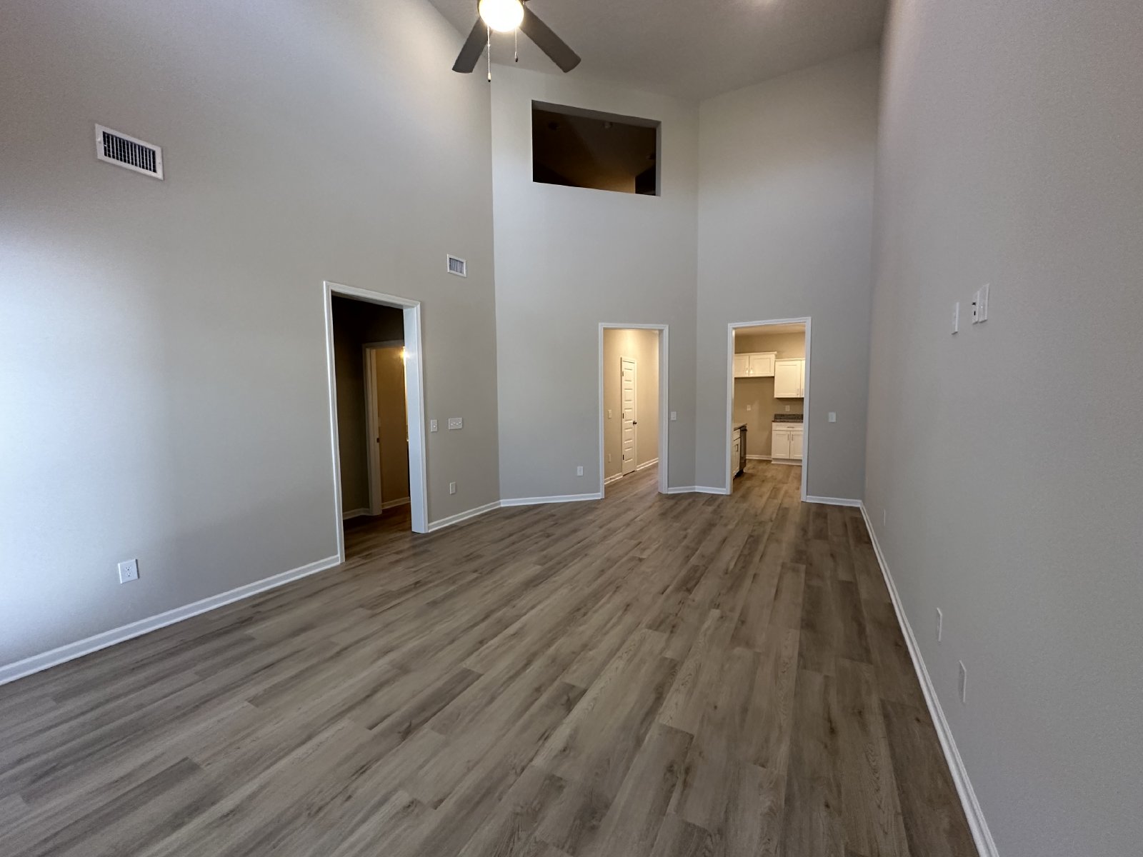 BRAND NEW 4 Bed 3.5 Bath Townhome Near The Heart Of Shelbyville property image