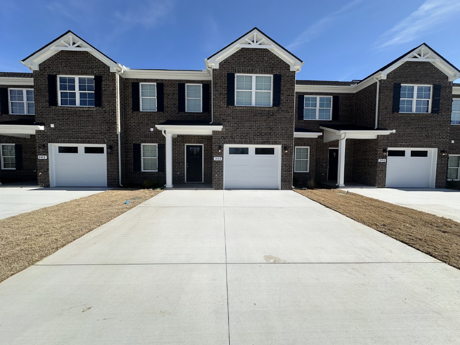 BRAND NEW 4 Bed 3.5 Bath Townhome Near The Heart Of Shelbyville property image