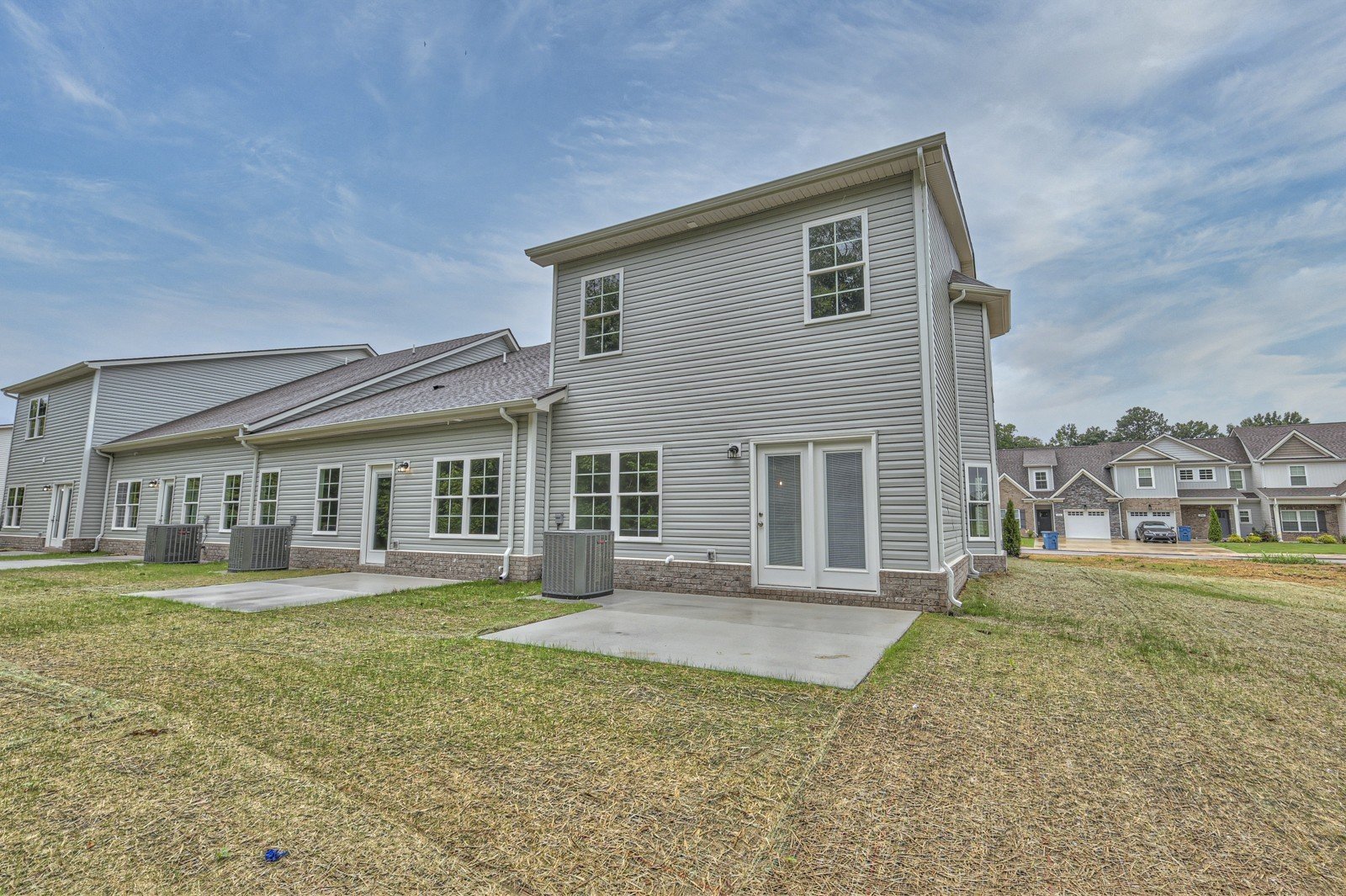 Beautiful NEW 3 Bed 2.5 Bath Townhome in Manchester! property image