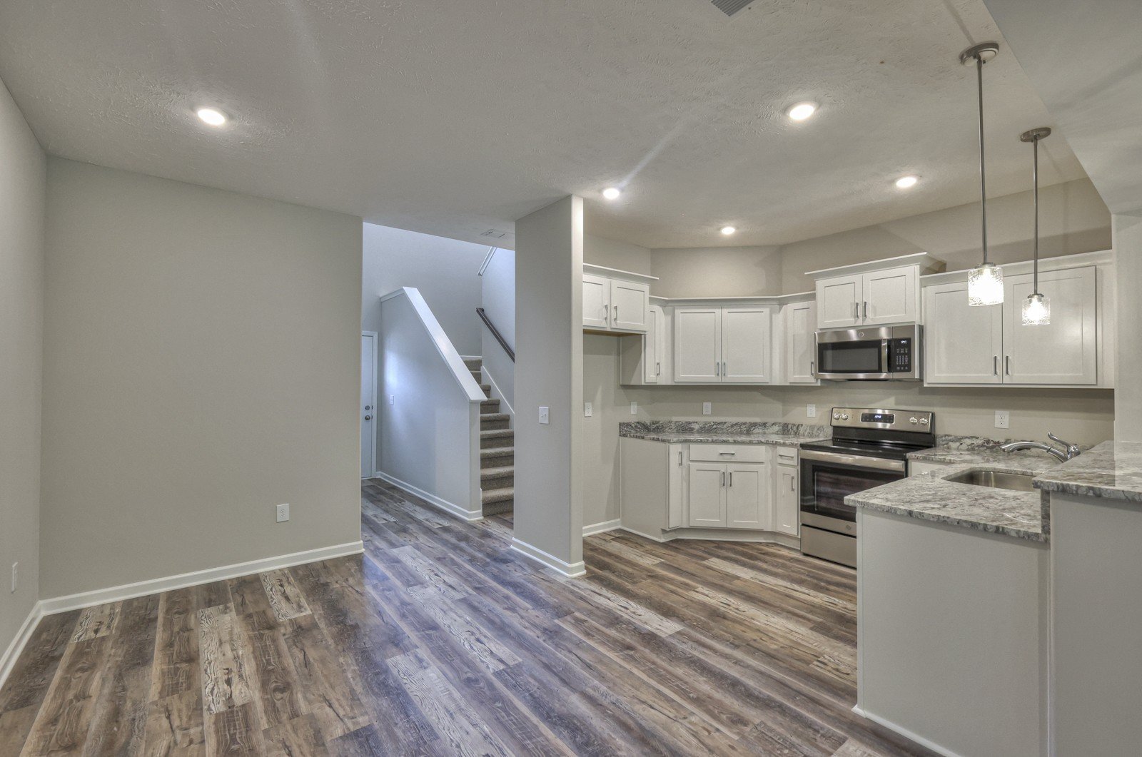 Beautiful NEW 3 Bed 2.5 Bath Townhome in Manchester! property image