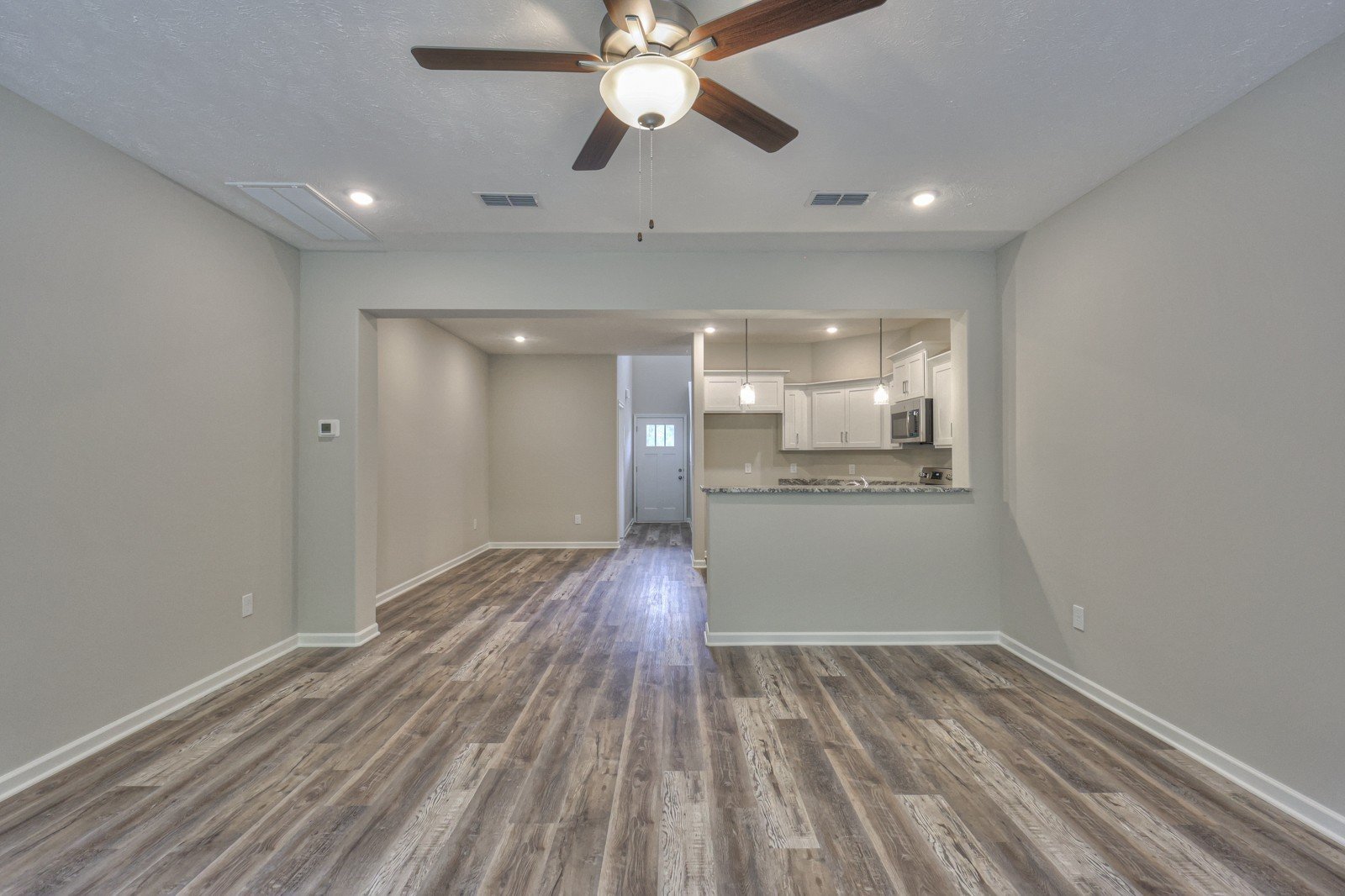 Beautiful NEW 3 Bed 2.5 Bath Townhome in Manchester! property image
