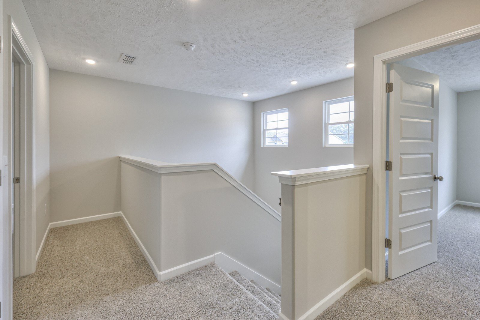 Beautiful NEW 3 Bed 2.5 Bath Townhome in Manchester! property image