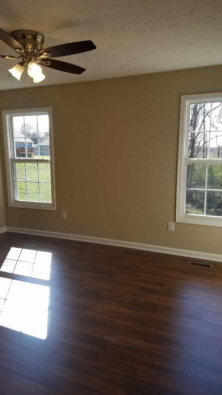 Beautiful 3 Bedroom 2 Bath Home in Manchester property image