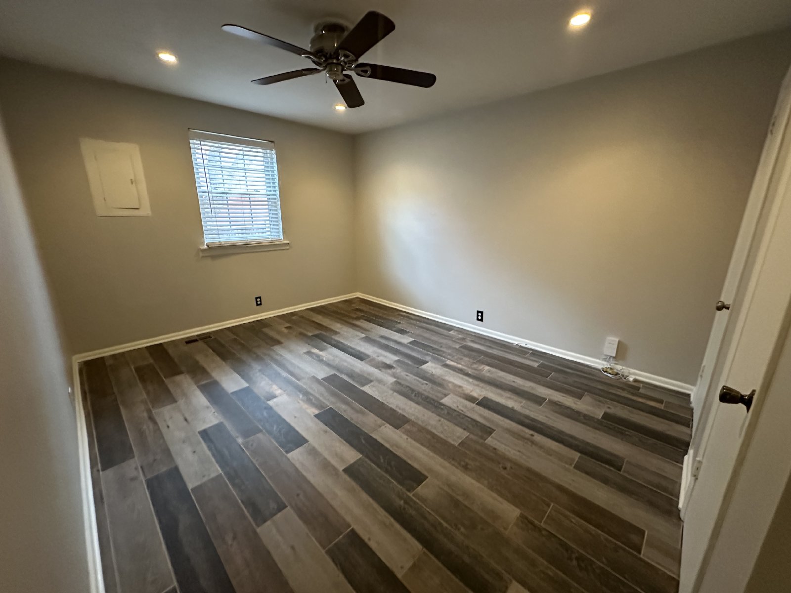 Charming 2 Bed 1 Bath Apartment near Music Row property image