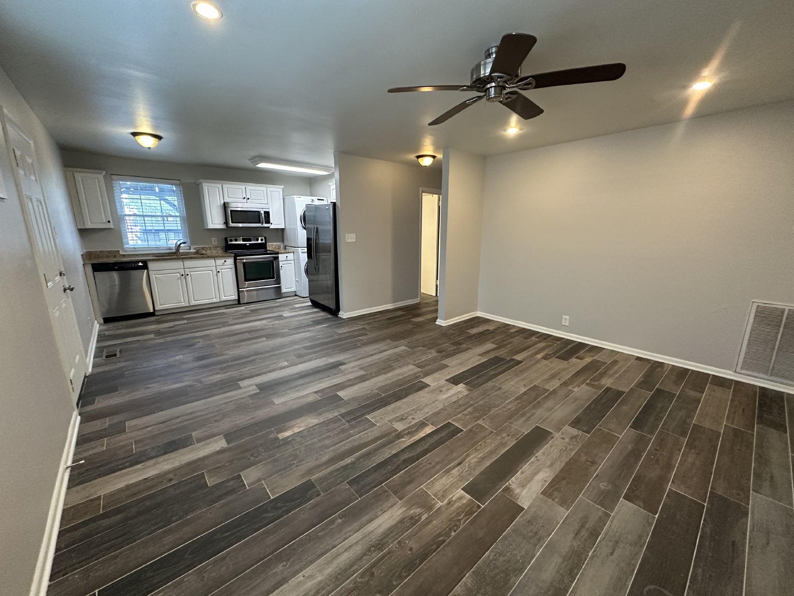Charming 2 Bed 1 Bath Apartment near Music Row property image