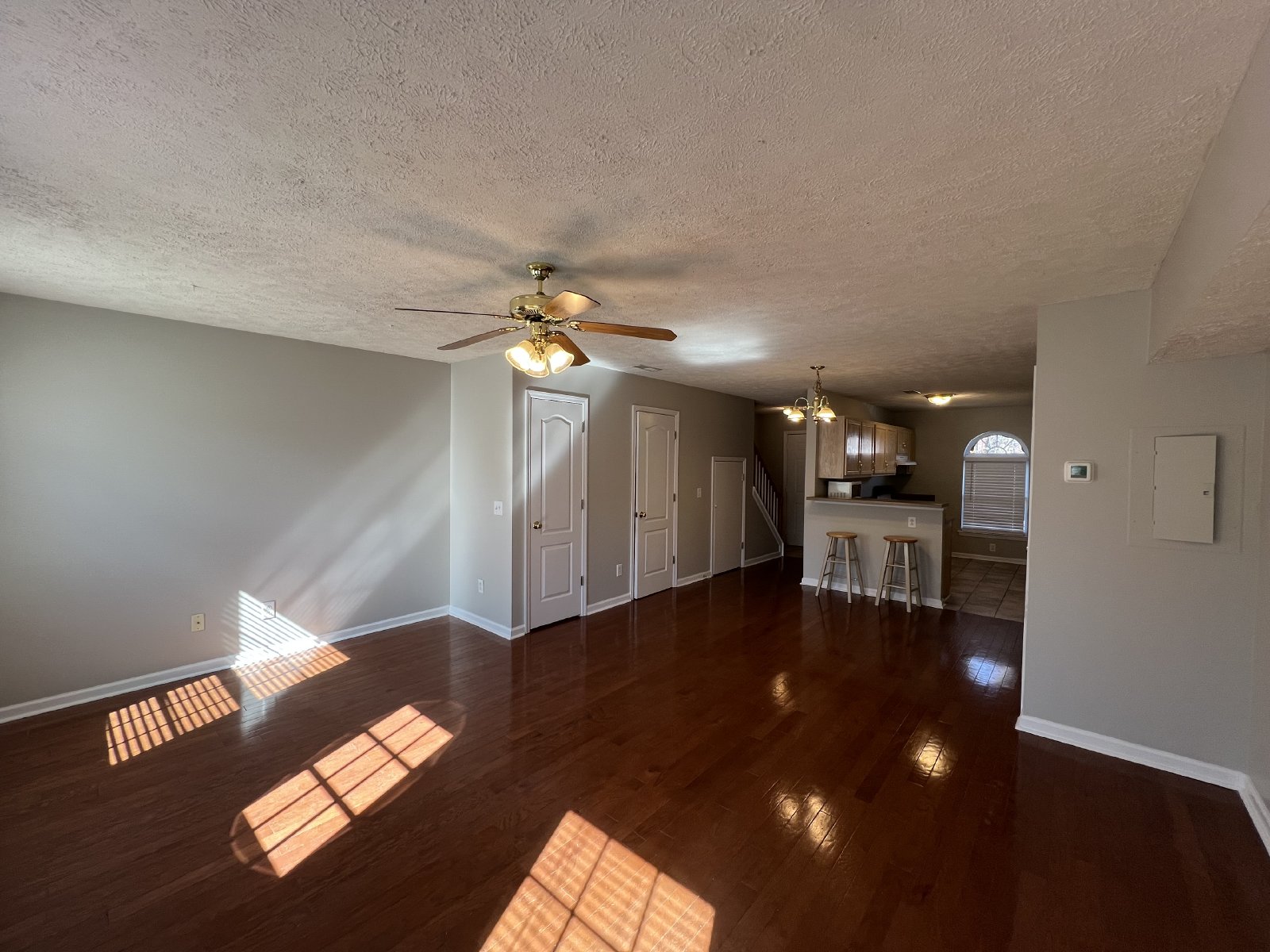 Nice 2 Bedroom, 2.5 Bath Townhome - Close to MTSU! Available now property image