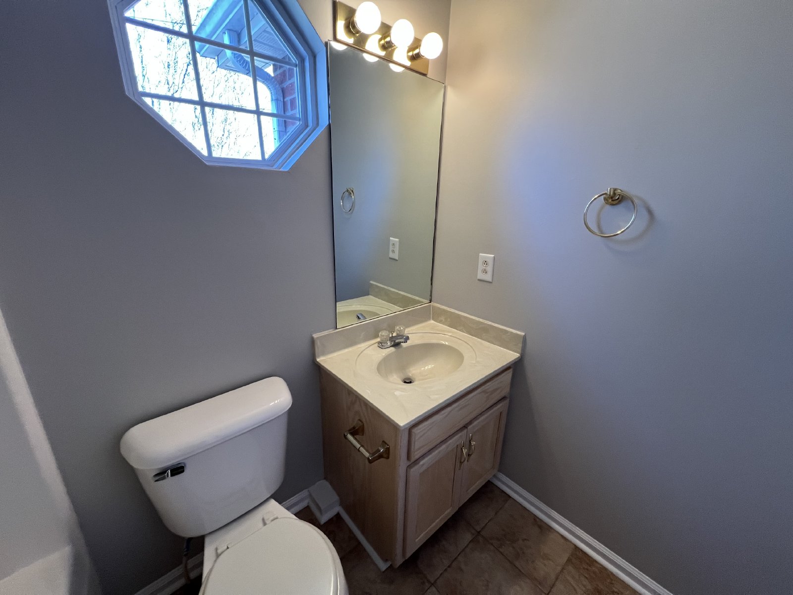 Nice 2 Bedroom, 2.5 Bath Townhome - Close to MTSU! Available now property image