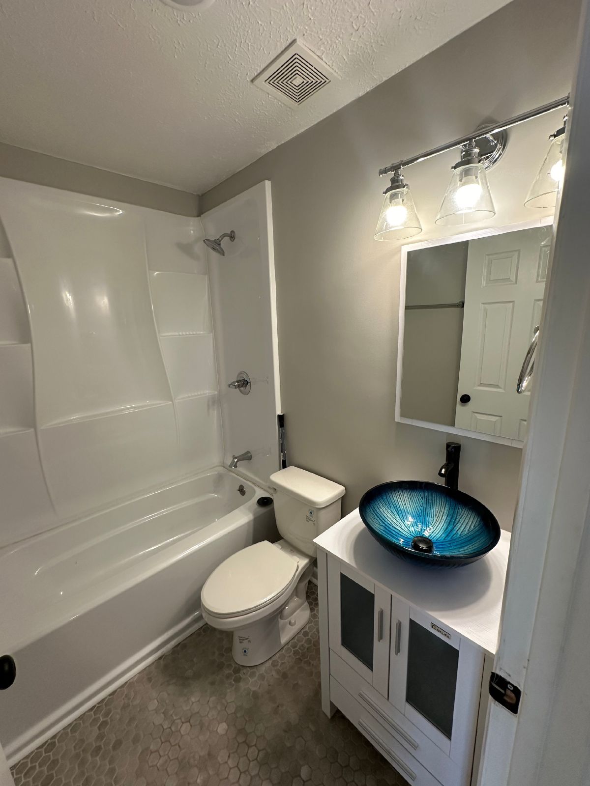 Freshly Renovated 2Bed / 1Bath in Nashville! property image