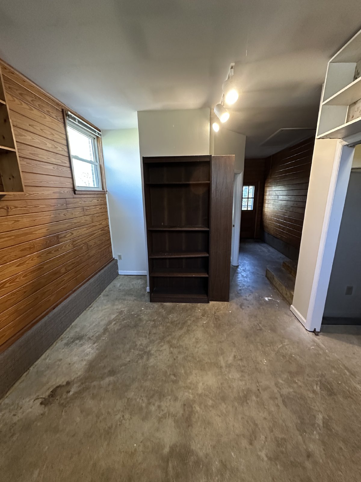 4 BR, 2 BA, Fenced In Backyard with Storage Shed, Bonus Room, in Charming Neighborhood! property image