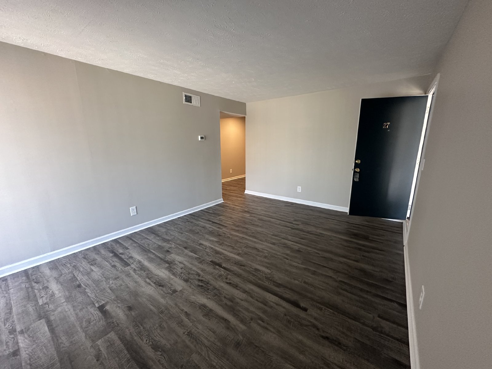 2 Bedroom 1 Bathroom Apartment Minutes From MTSU property image