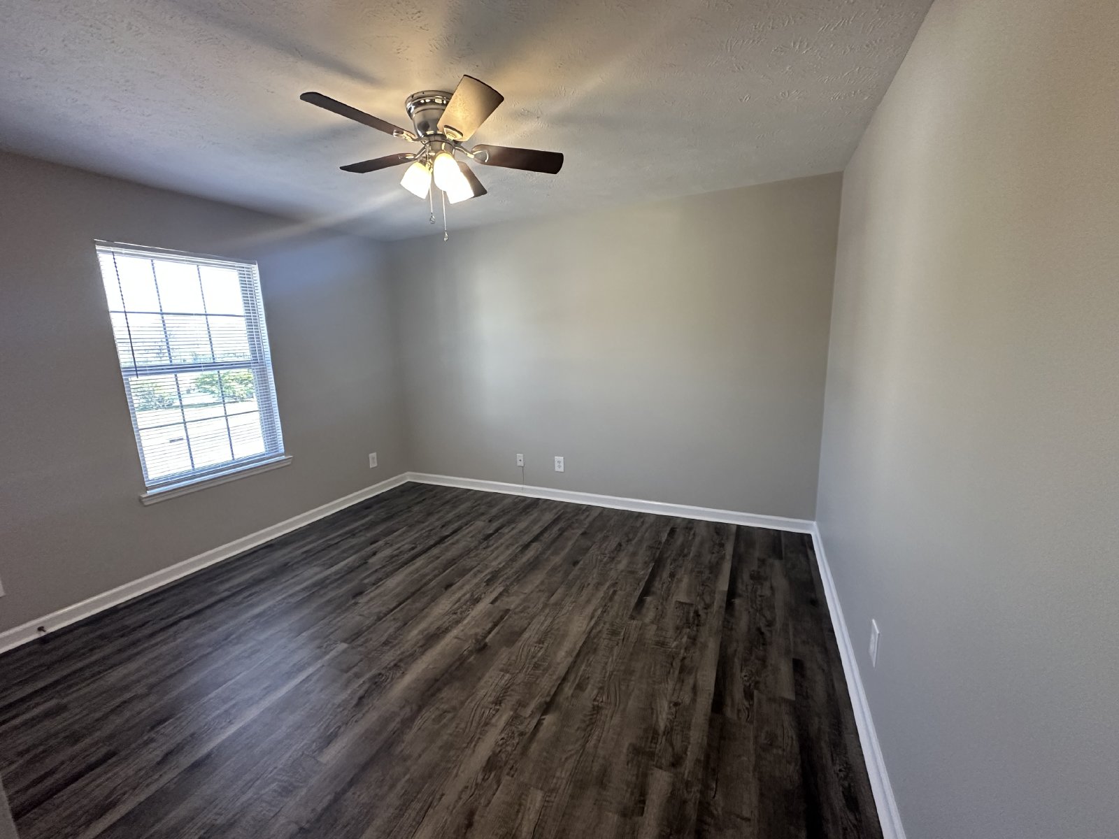 2 Bedroom 1 Bathroom Apartment Minutes From MTSU property image