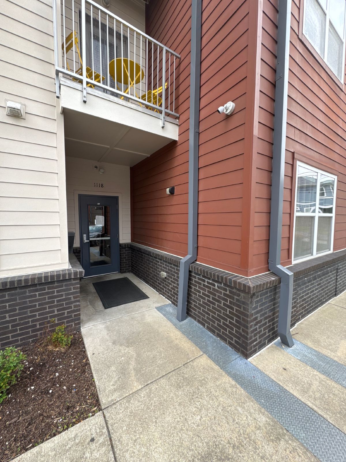 Modern Ground-Floor Condo in Gated Community – Prime Location! property image