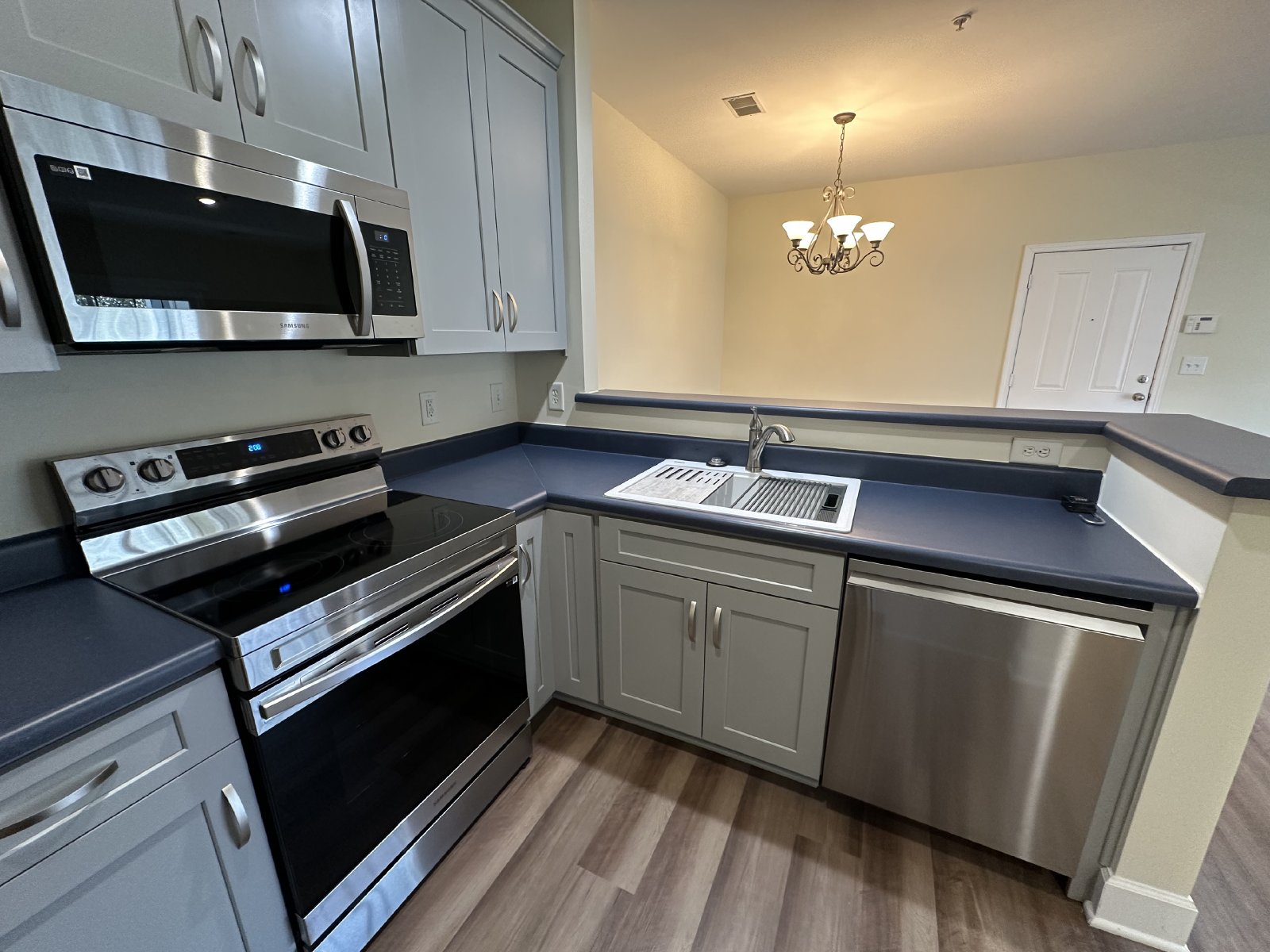 Lenox Village Condo!  Newly Renovated 2 Bed 1 Bath Apartment - Washer & Dryer included. property image