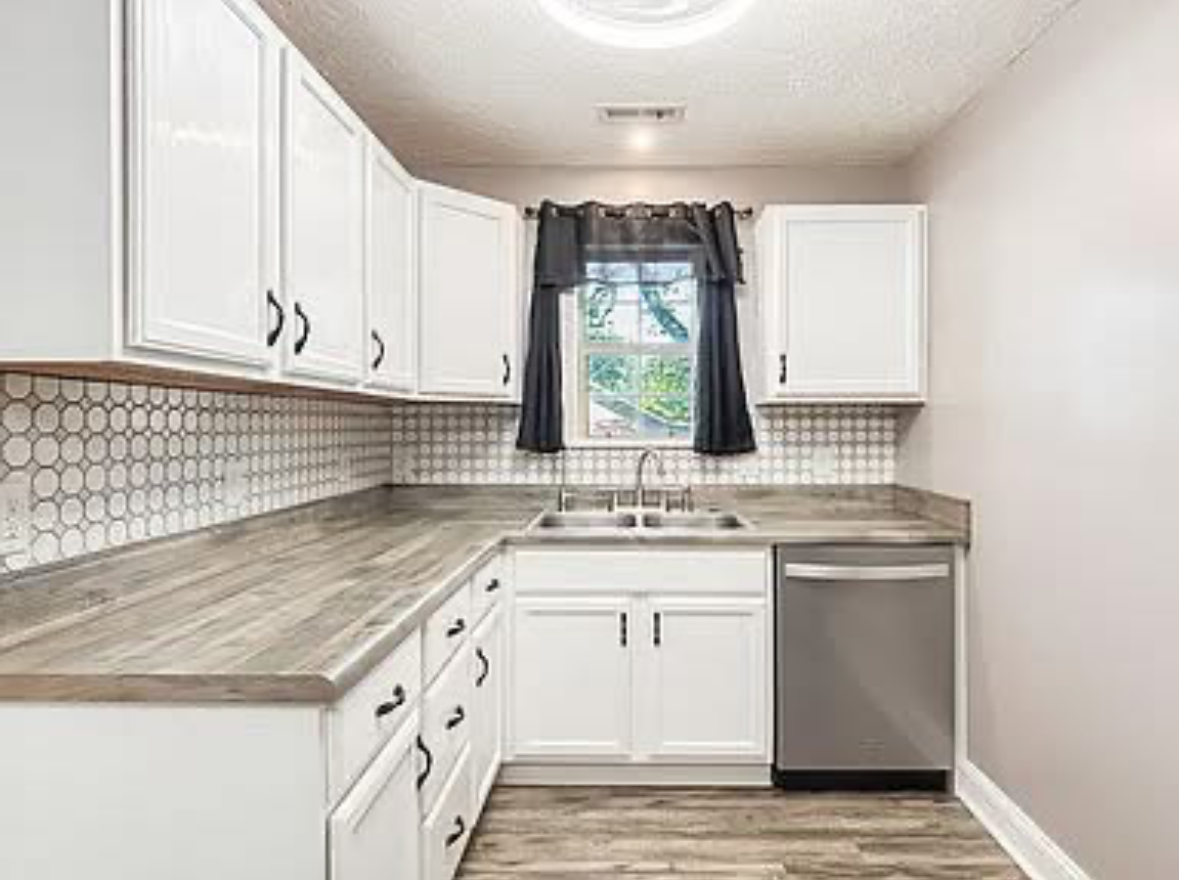 Adorable Cottage Style Home for Rent property image