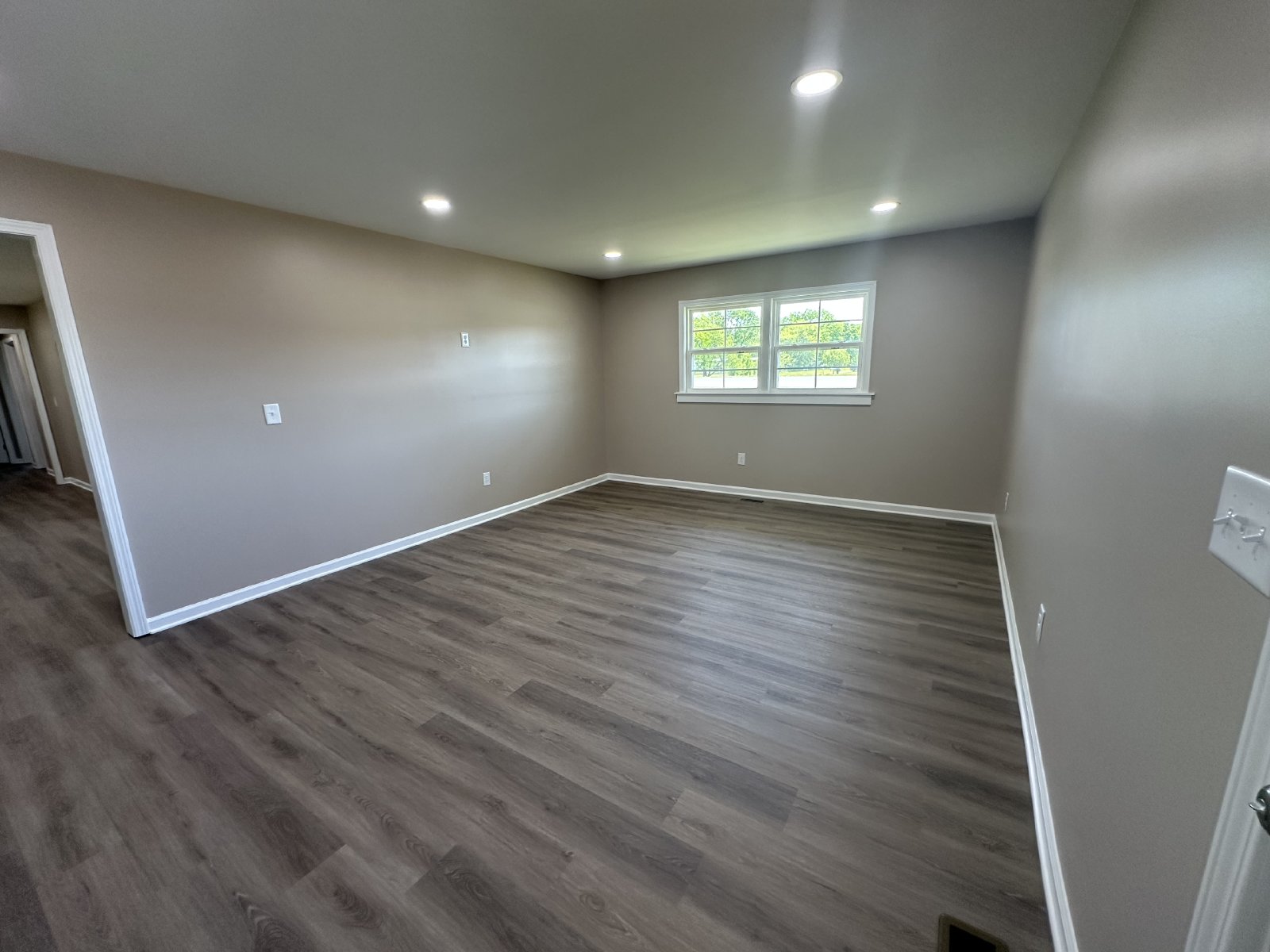 Newly Renovated Home in Shelbyville - 30 minutes from Murfreesboro property image