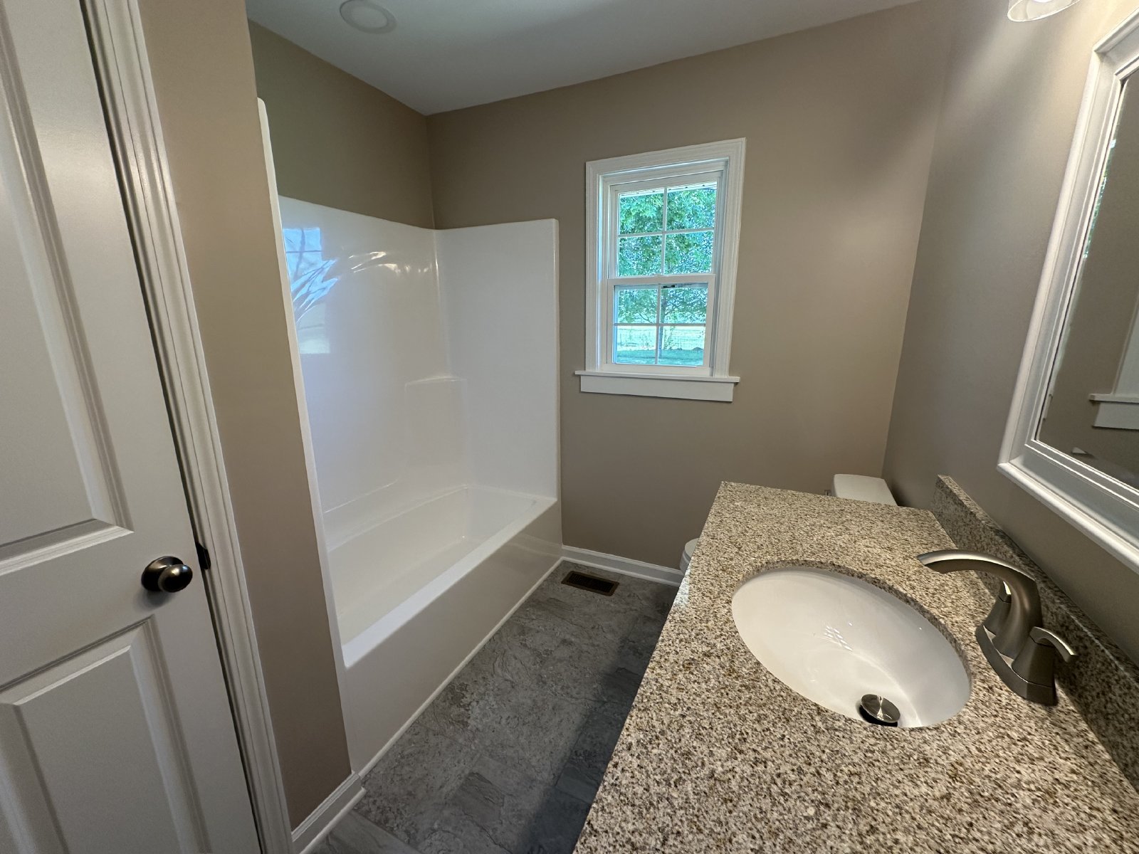 Newly Renovated Home in Shelbyville - 30 minutes from Murfreesboro property image