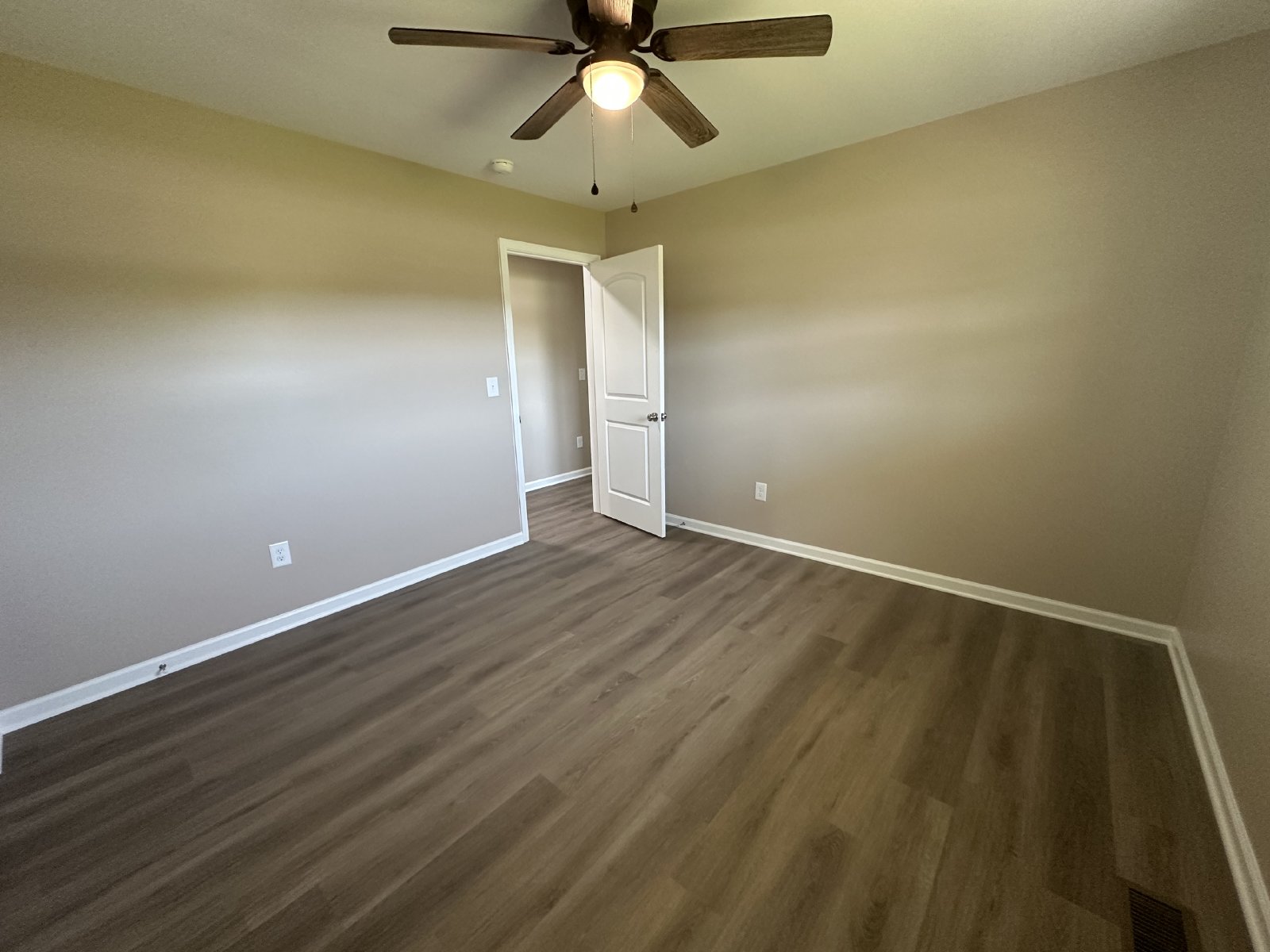 Newly Renovated Home in Shelbyville - 30 minutes from Murfreesboro property image