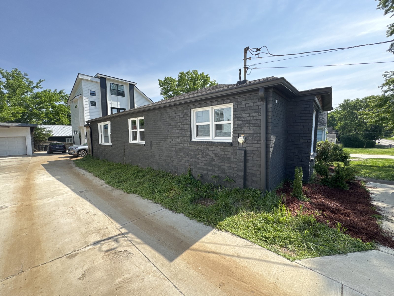Charming 3BD/2BA Brick Home for Rent in the Heart of East Nashville! property image