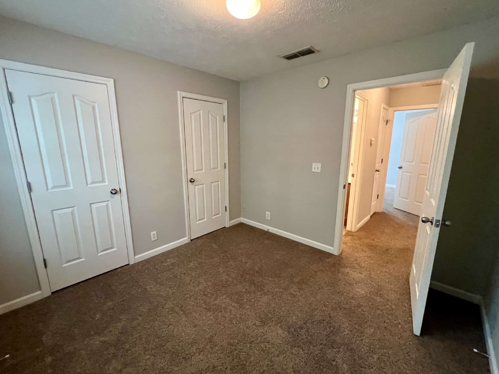 3x2 West Murfreesboro*One Level*Deck*Ready for move in! property image