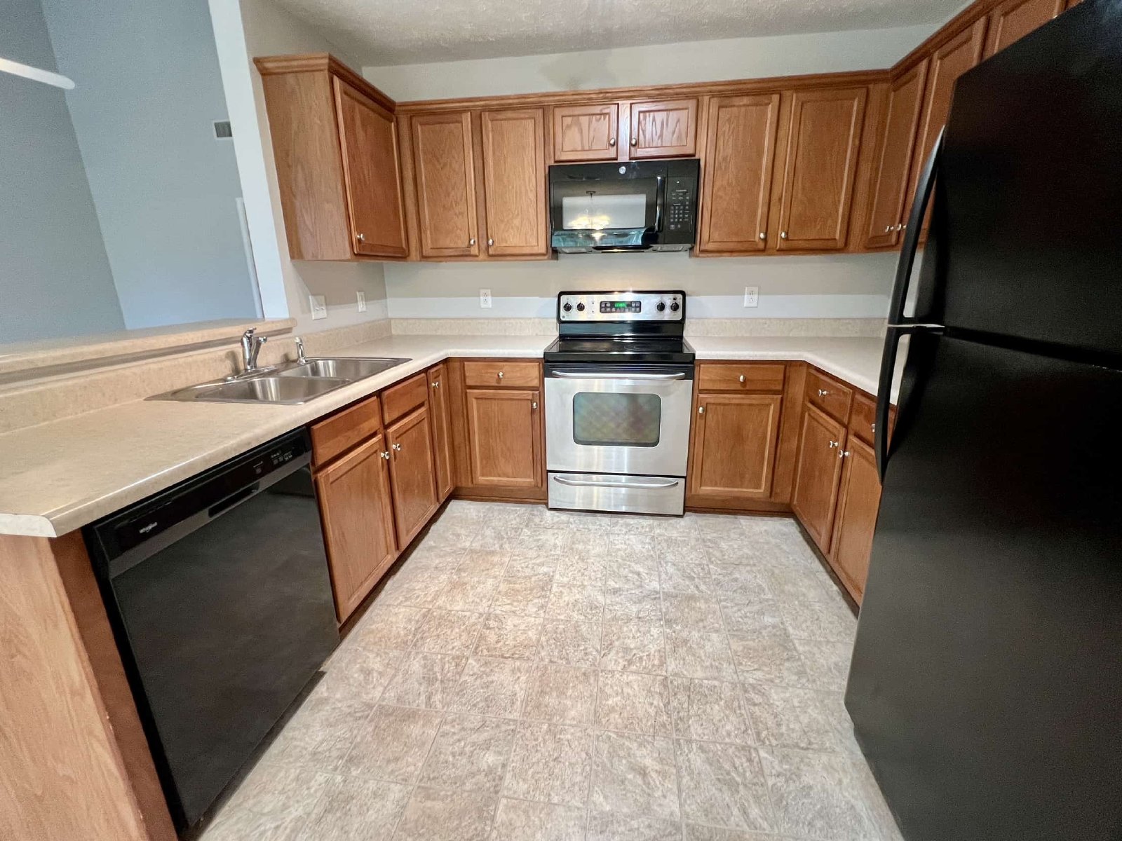 3x2 West Murfreesboro*One Level*Deck*Ready for move in! property image