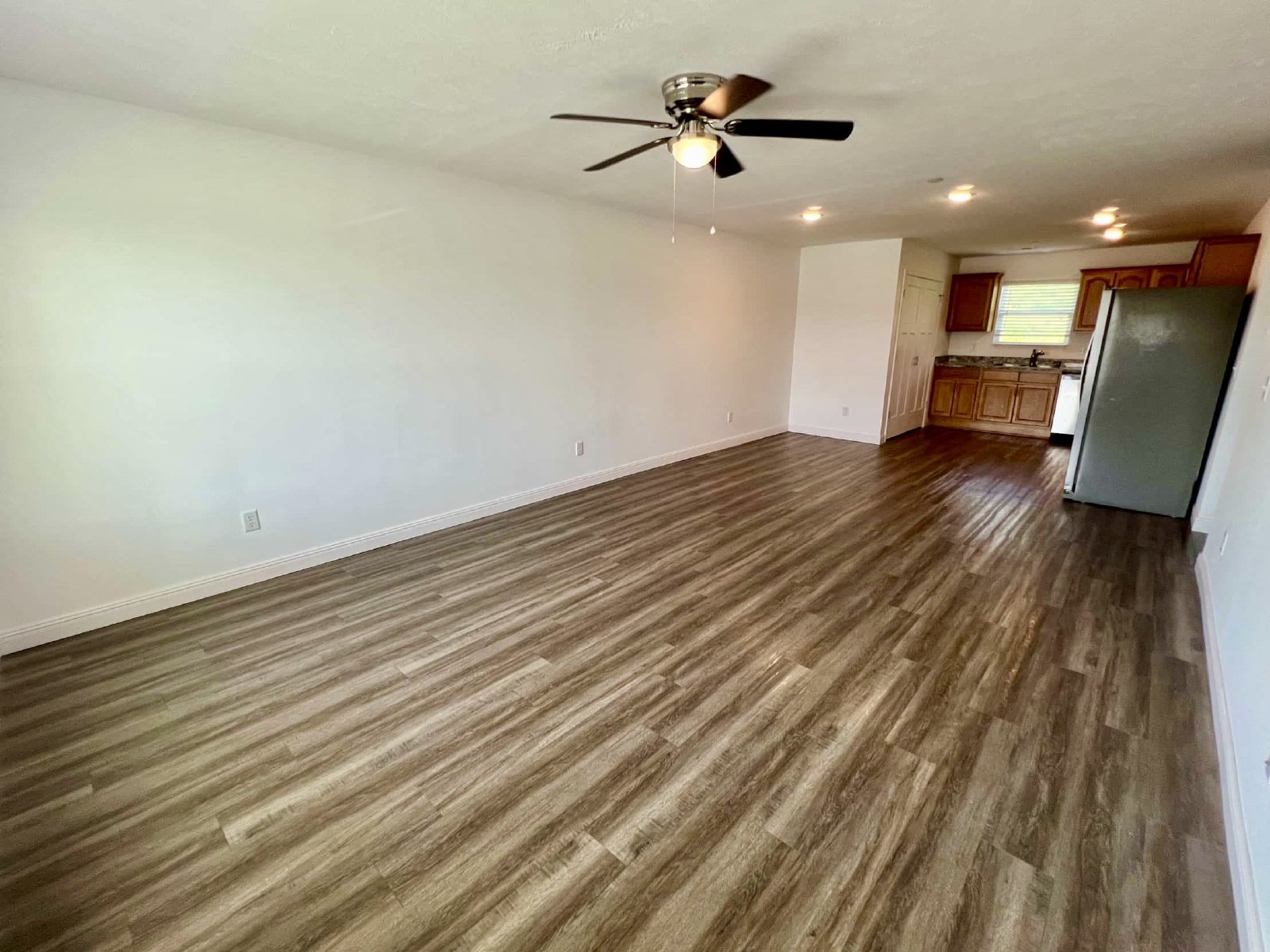 2 Bed, 1 Bath Luxury Townhomes in Woodbury! property image