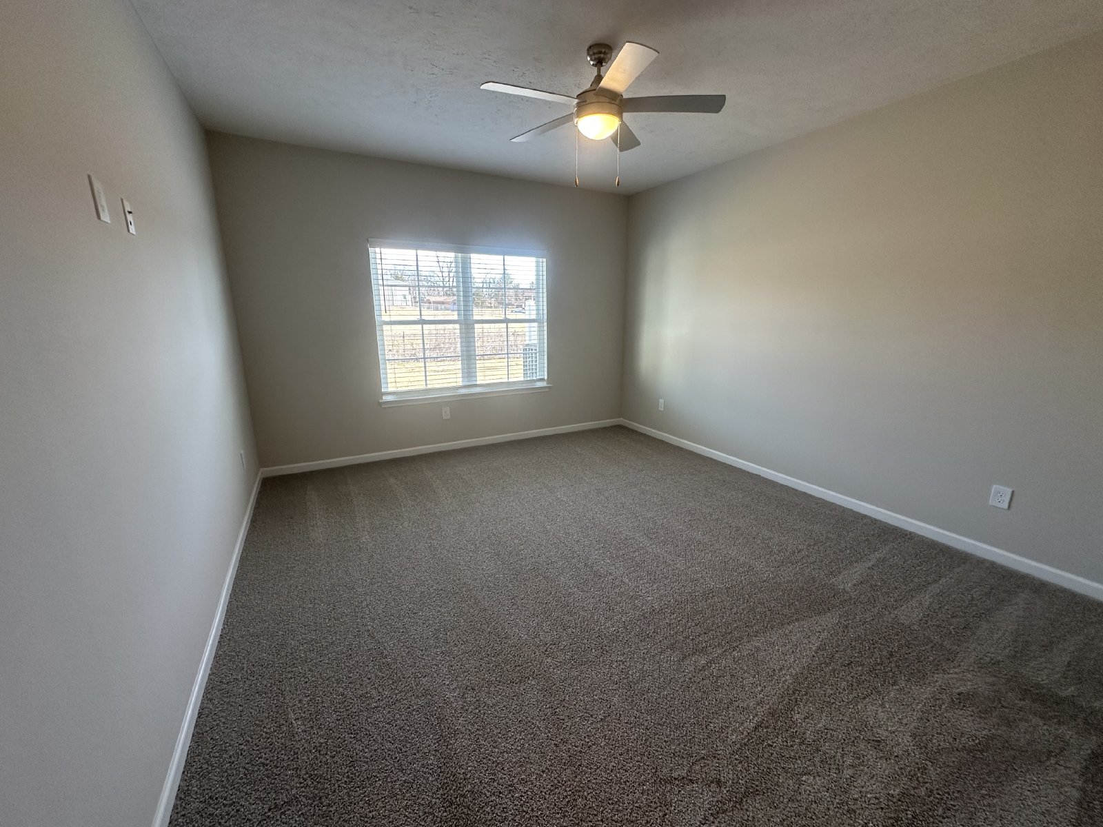 4 Bed 3 Bath Townhome Near The Heart Of Shelbyville! property image