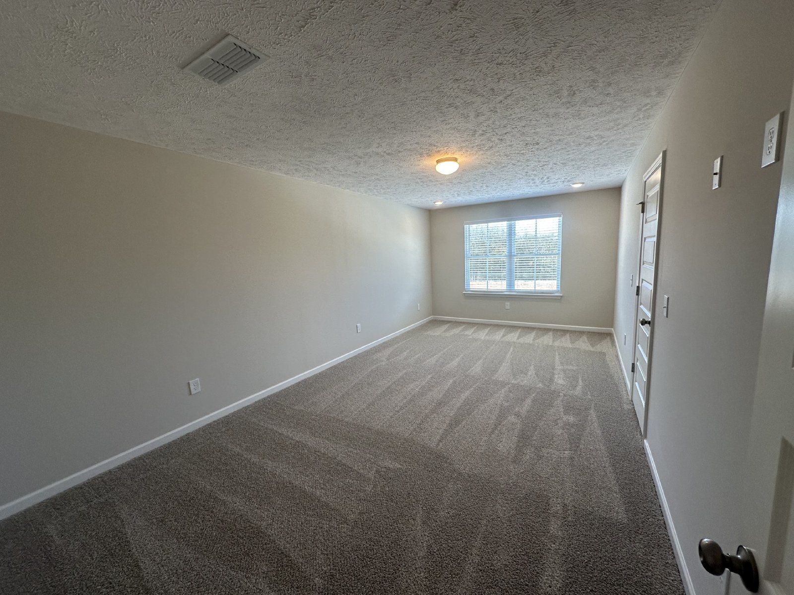 4 Bed 3 Bath Townhome Near The Heart Of Shelbyville! property image