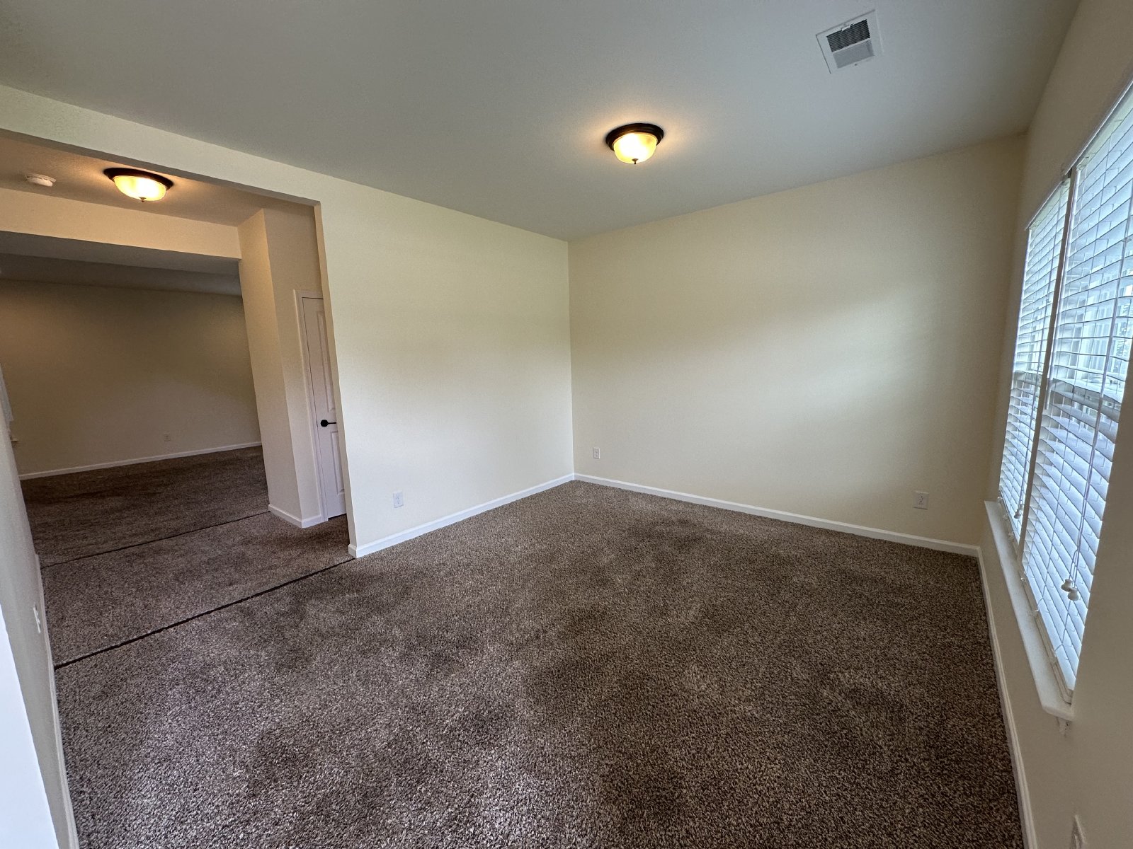Charming 3BR 2.5BA Home Within Walking Distance To Wilco. Rec Center property image