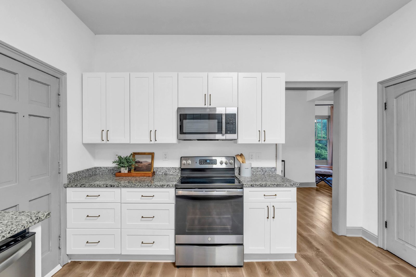 Charming 1920s Gem in the Heart of St. Elmo – 3 Beds, 2 Baths, Fenced Backyard & Oversized Driveway property image