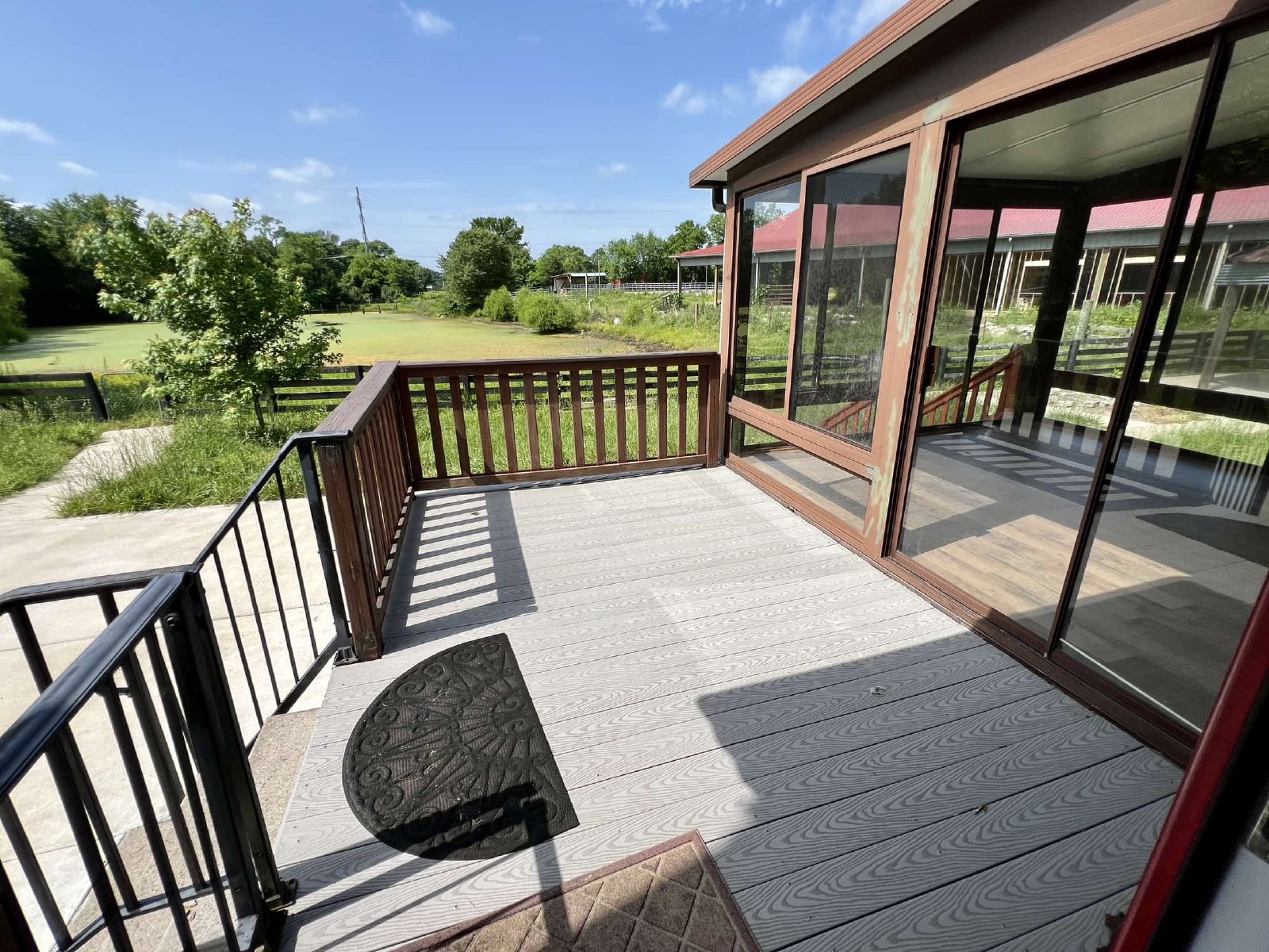 Cabin Style Home on Equestrian Farm *Private Pool* property image