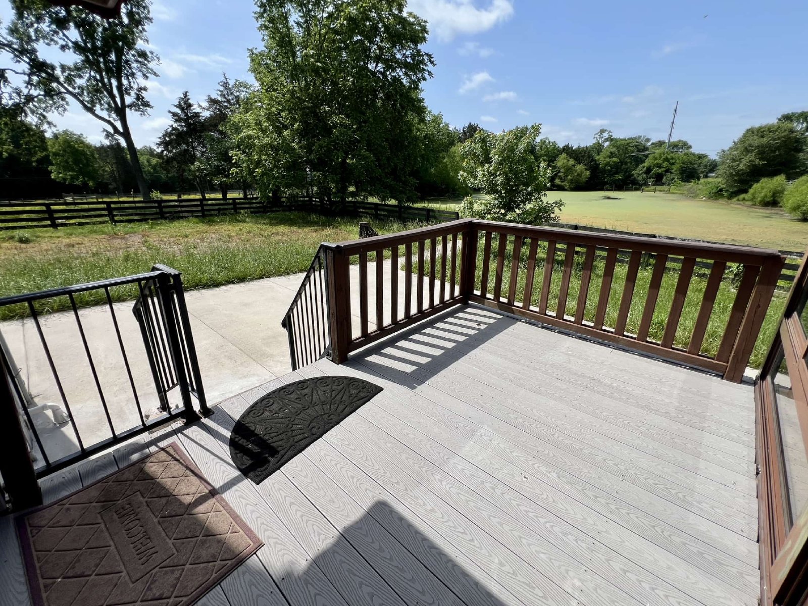 Cabin Style Home on Equestrian Farm *Private Pool* property image