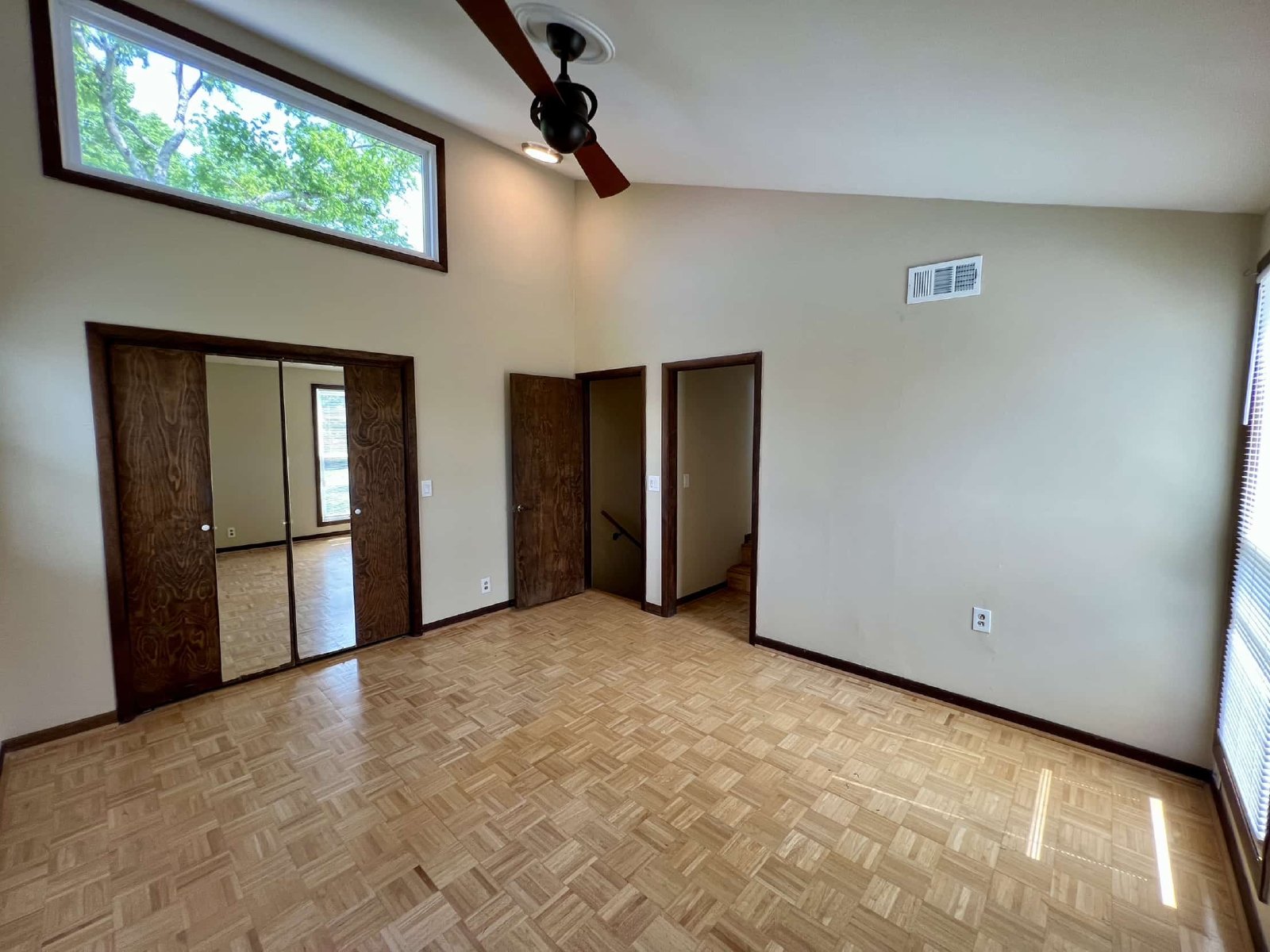 Cabin Style Home on Equestrian Farm *Private Pool* property image