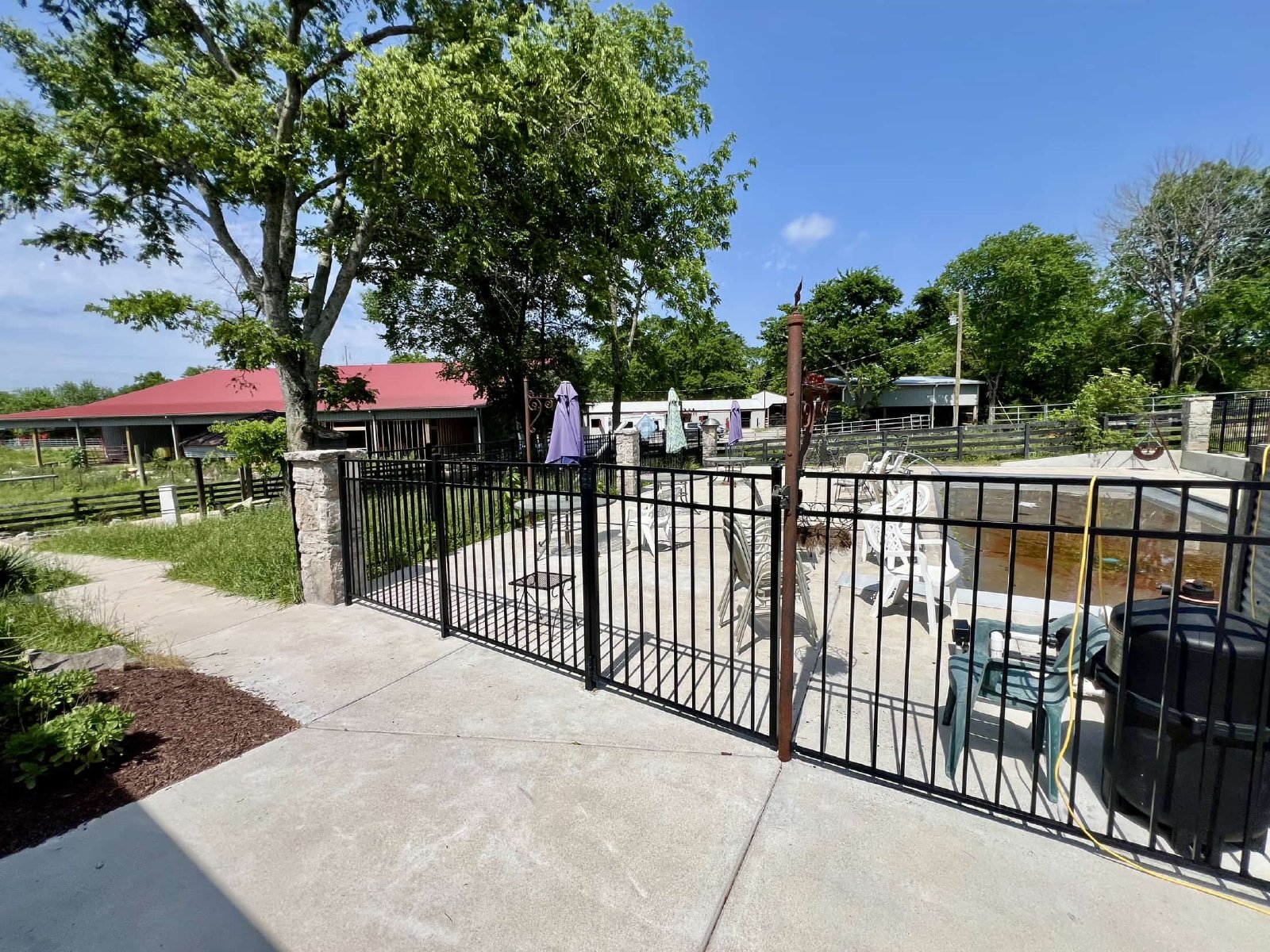 Cabin Style Home on Equestrian Farm *Private Pool* property image