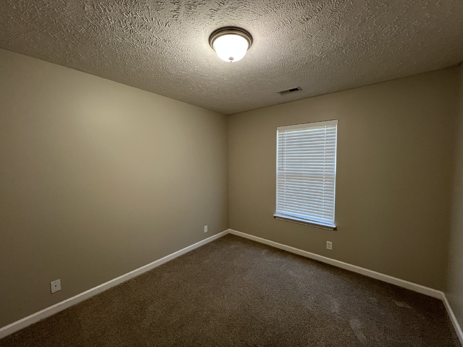 Cute 3 BR 2 Bath home near Christiana! property image