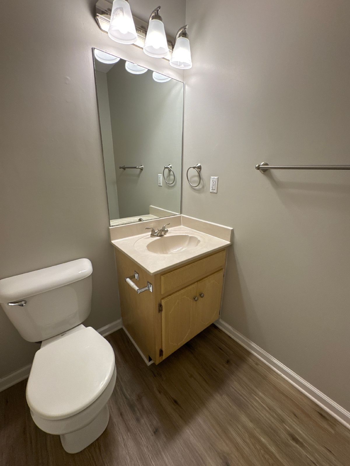 Charming 3-Bedroom Ranch on a Corner Lot with Modern Upgrades! property image