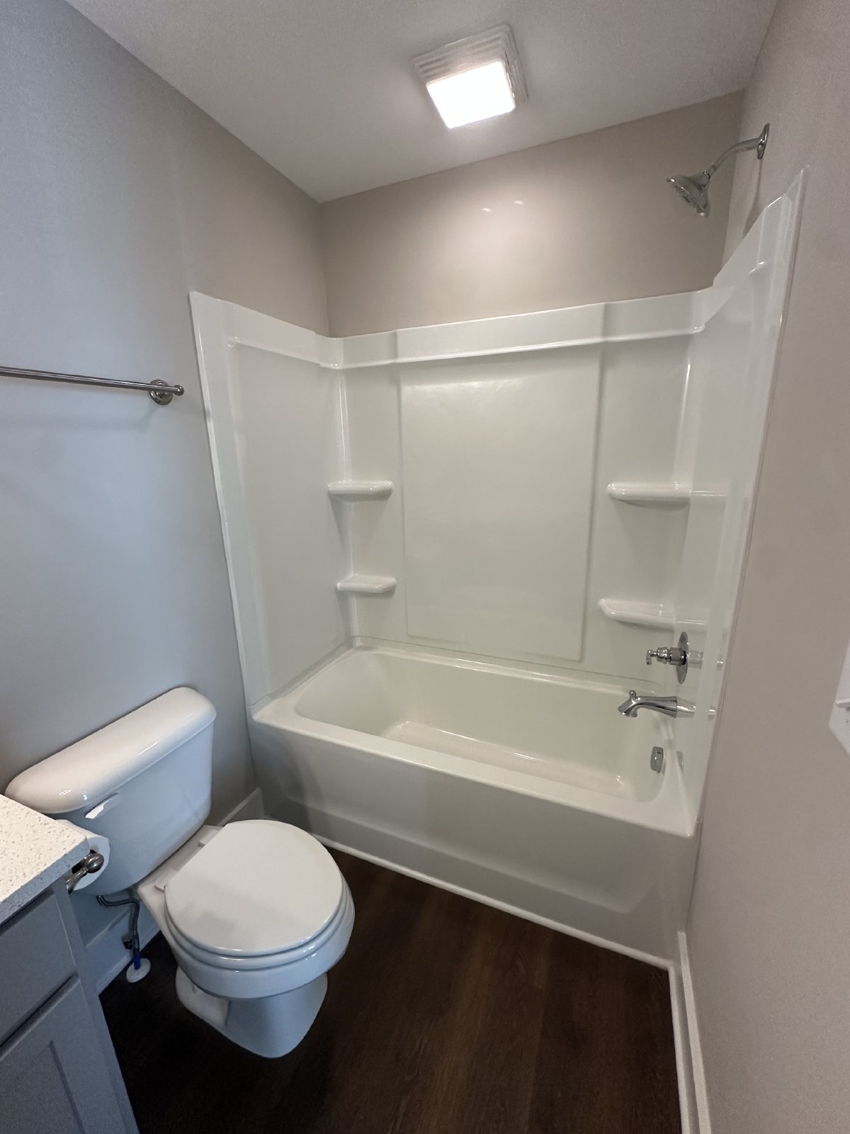 Beautiful 2 Bedroom 2.5 Bathroom Townhome - CHAPEL HILL property image