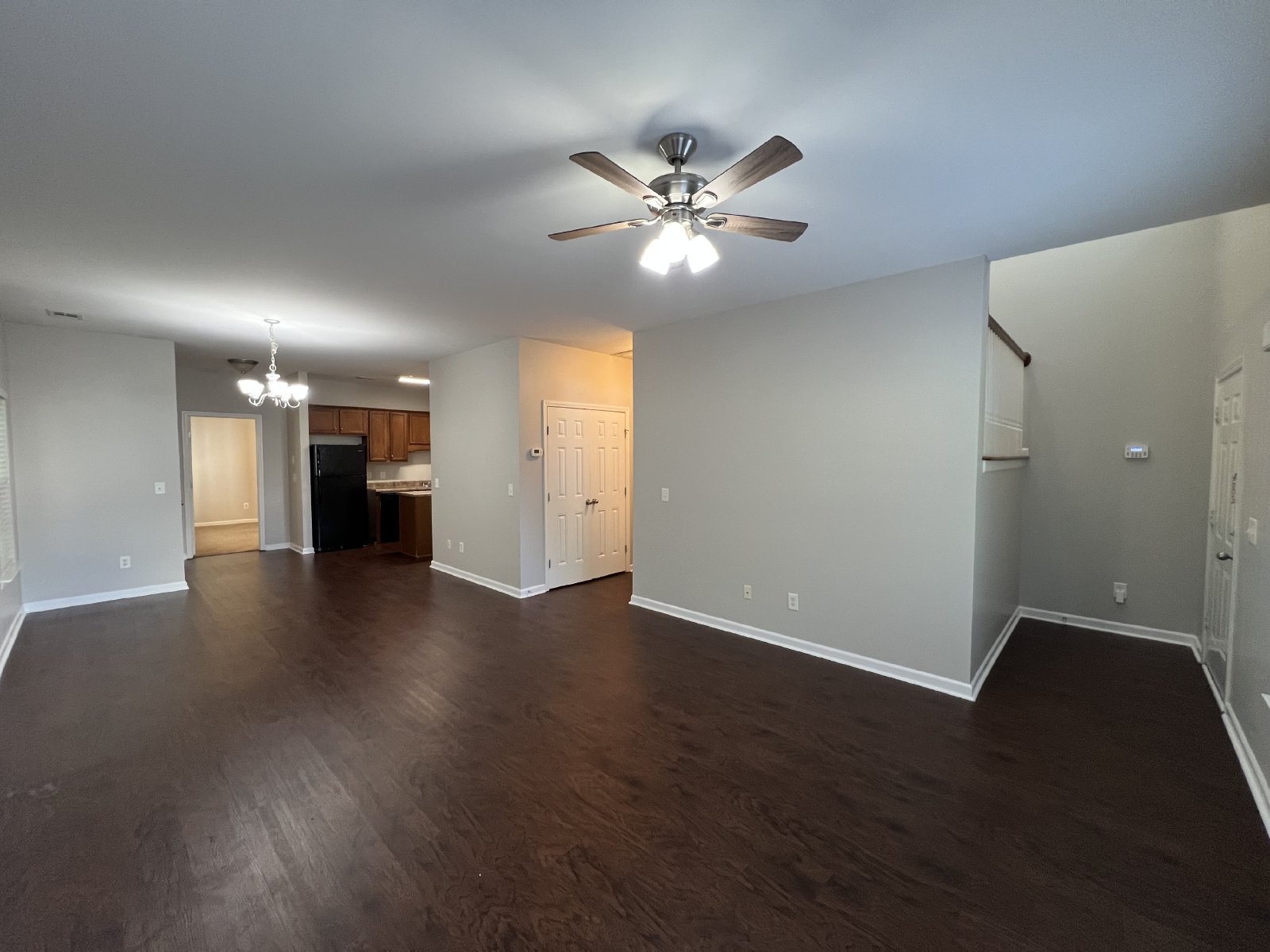 Available Now! 3 BR 2.5 Bath End Unit Townhome in Davidson County! property image