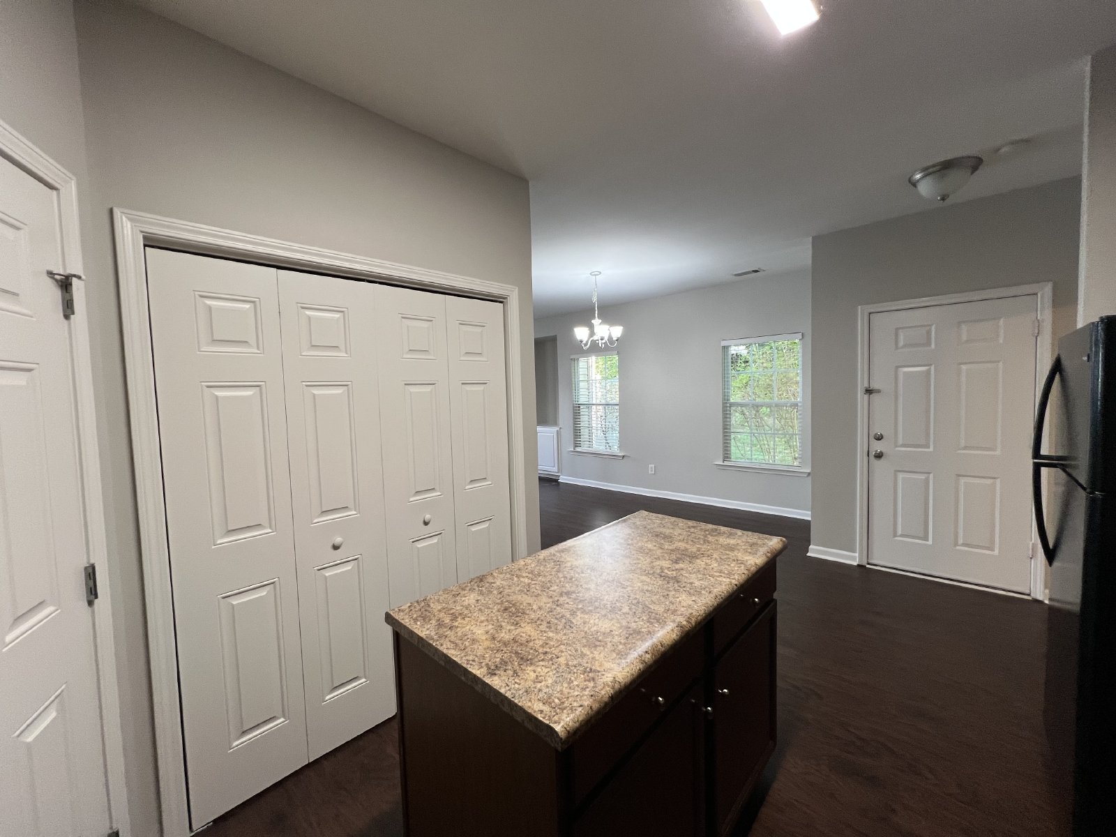 Available Now! 3 BR 2.5 Bath End Unit Townhome in Davidson County! property image