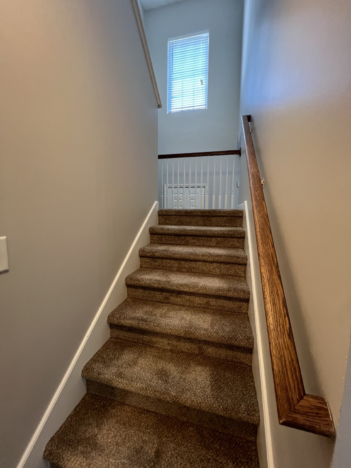Available Now! 3 BR 2.5 Bath End Unit Townhome in Davidson County! property image