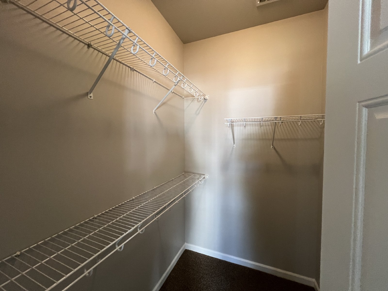 Available Now! 3 BR 2.5 Bath End Unit Townhome in Davidson County! property image